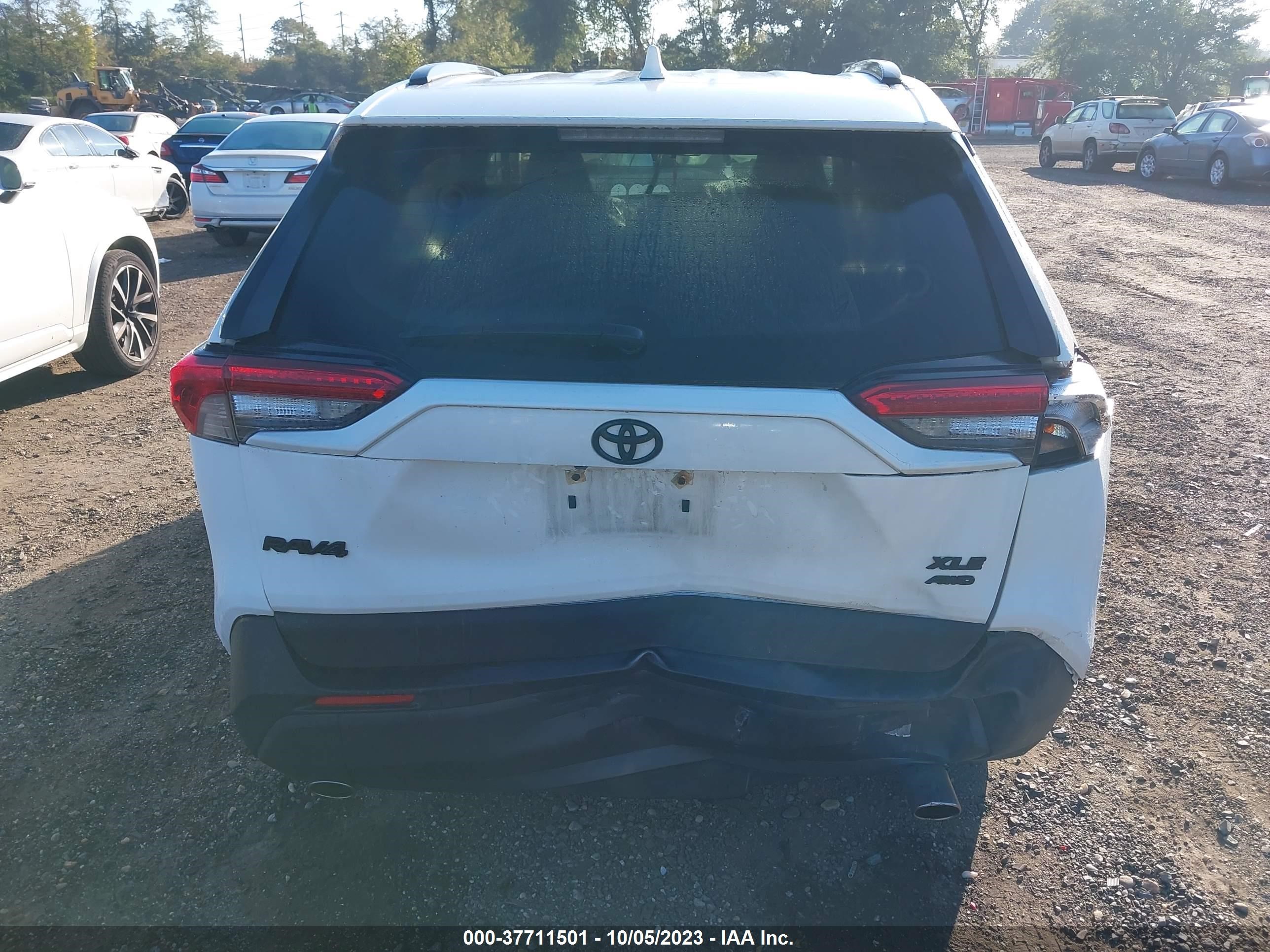 Photo 15 VIN: JTMA1RFV4KD002077 - TOYOTA RAV 4 