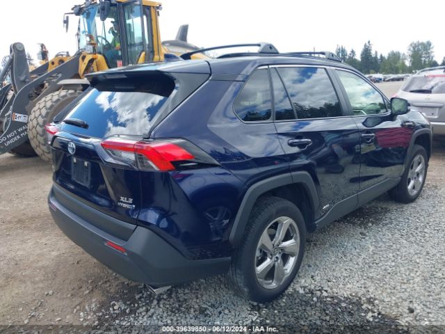 Photo 3 VIN: JTMB6RFV2MD041081 - TOYOTA RAV4 