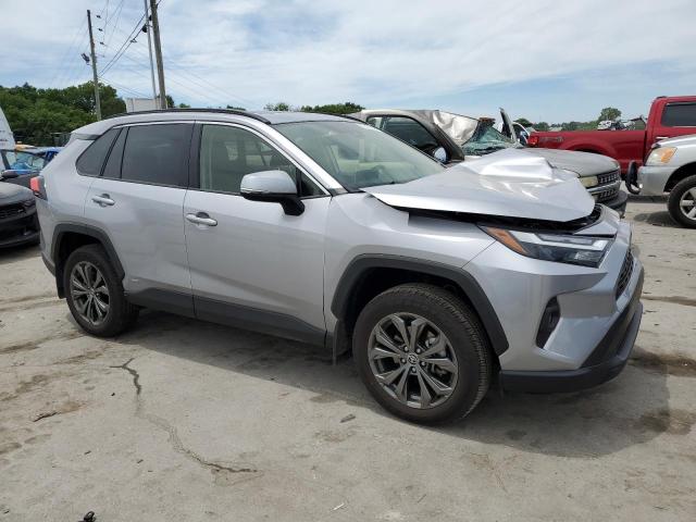 Photo 3 VIN: JTMB6RFV2PD113269 - TOYOTA RAV4 XLE P 