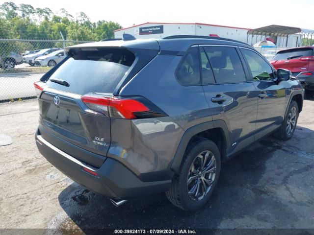 Photo 3 VIN: JTMB6RFV8ND063913 - TOYOTA RAV4 