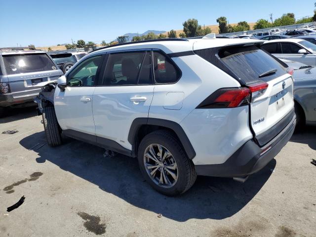 Photo 1 VIN: JTMB6RFV8NJ015412 - TOYOTA RAV4 XLE P 