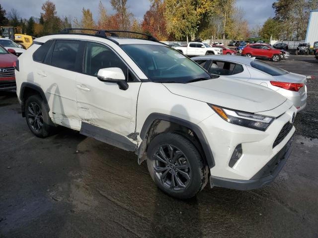 Photo 3 VIN: JTMB6RFV9ND529574 - TOYOTA RAV4 XLE P 