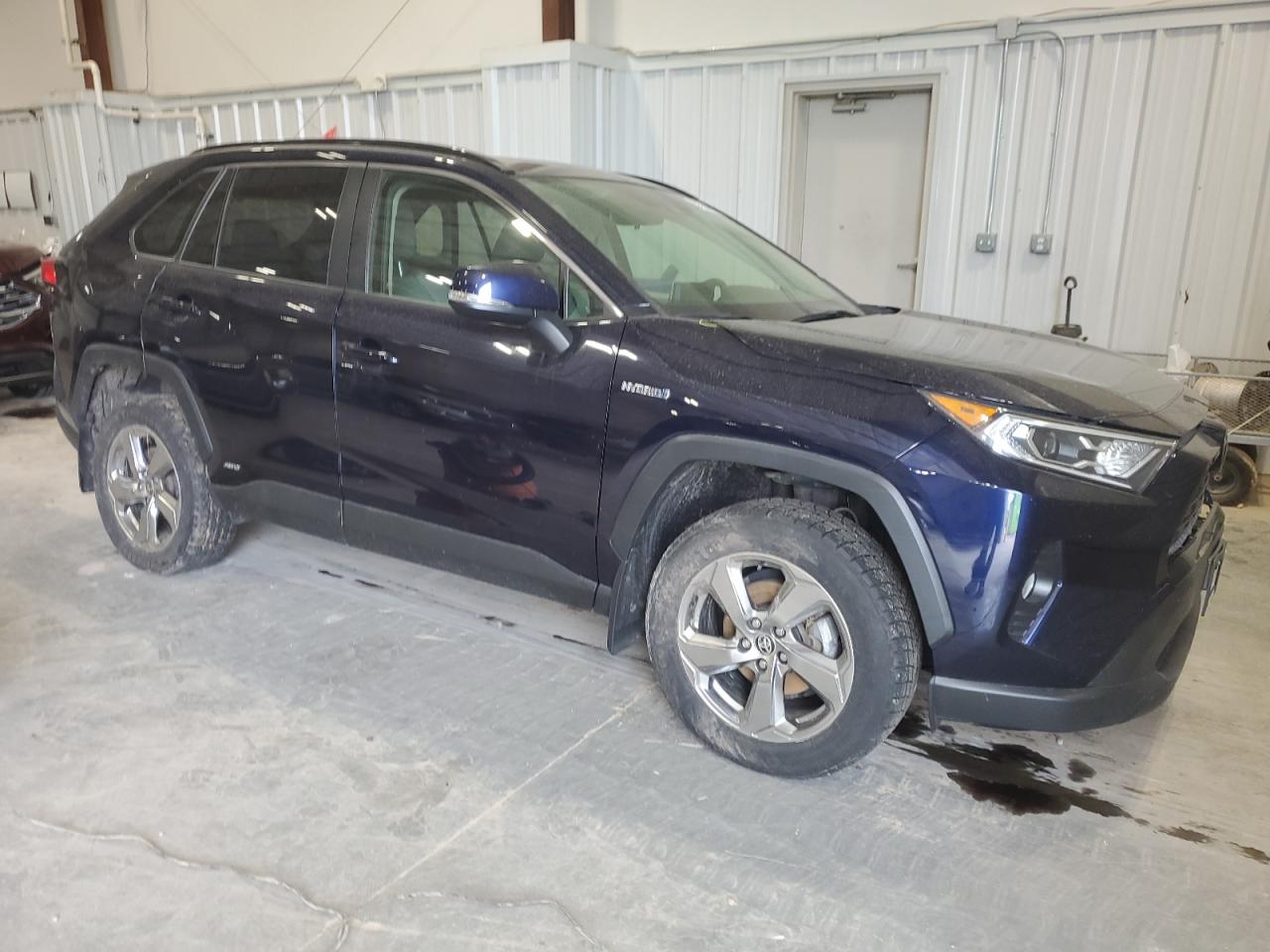 Photo 3 VIN: JTMB6RFVXMD509901 - TOYOTA RAV 4 