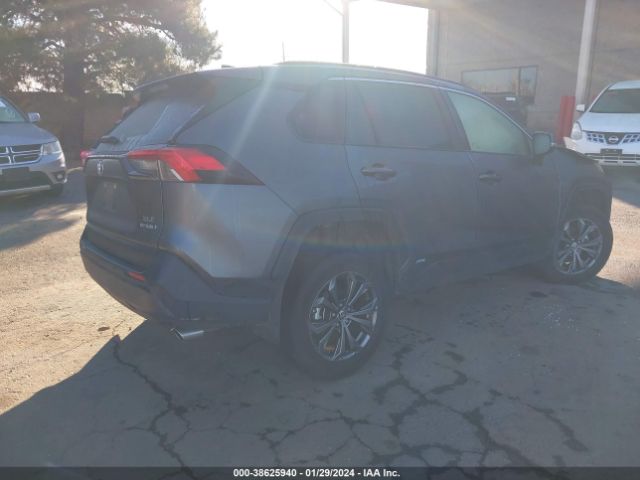 Photo 3 VIN: JTMB6RFVXND063704 - TOYOTA RAV4 