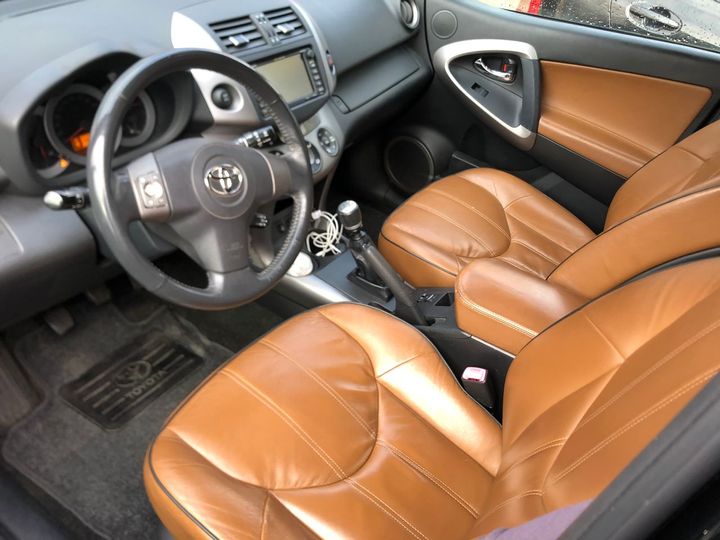 Photo 13 VIN: JTMBC31V606089775 - TOYOTA RAV4 