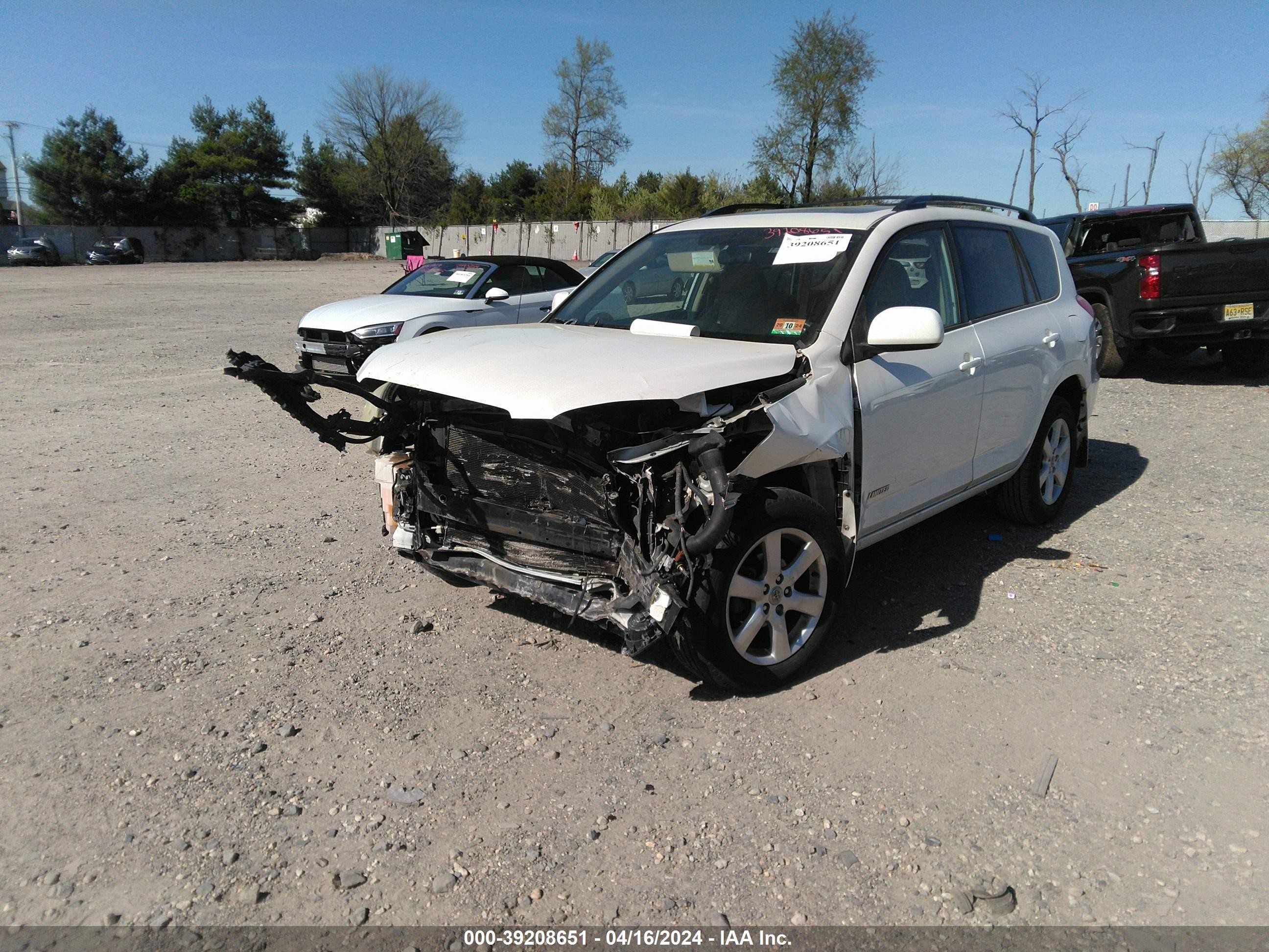 Photo 1 VIN: JTMBD31V175122050 - TOYOTA RAV 4 