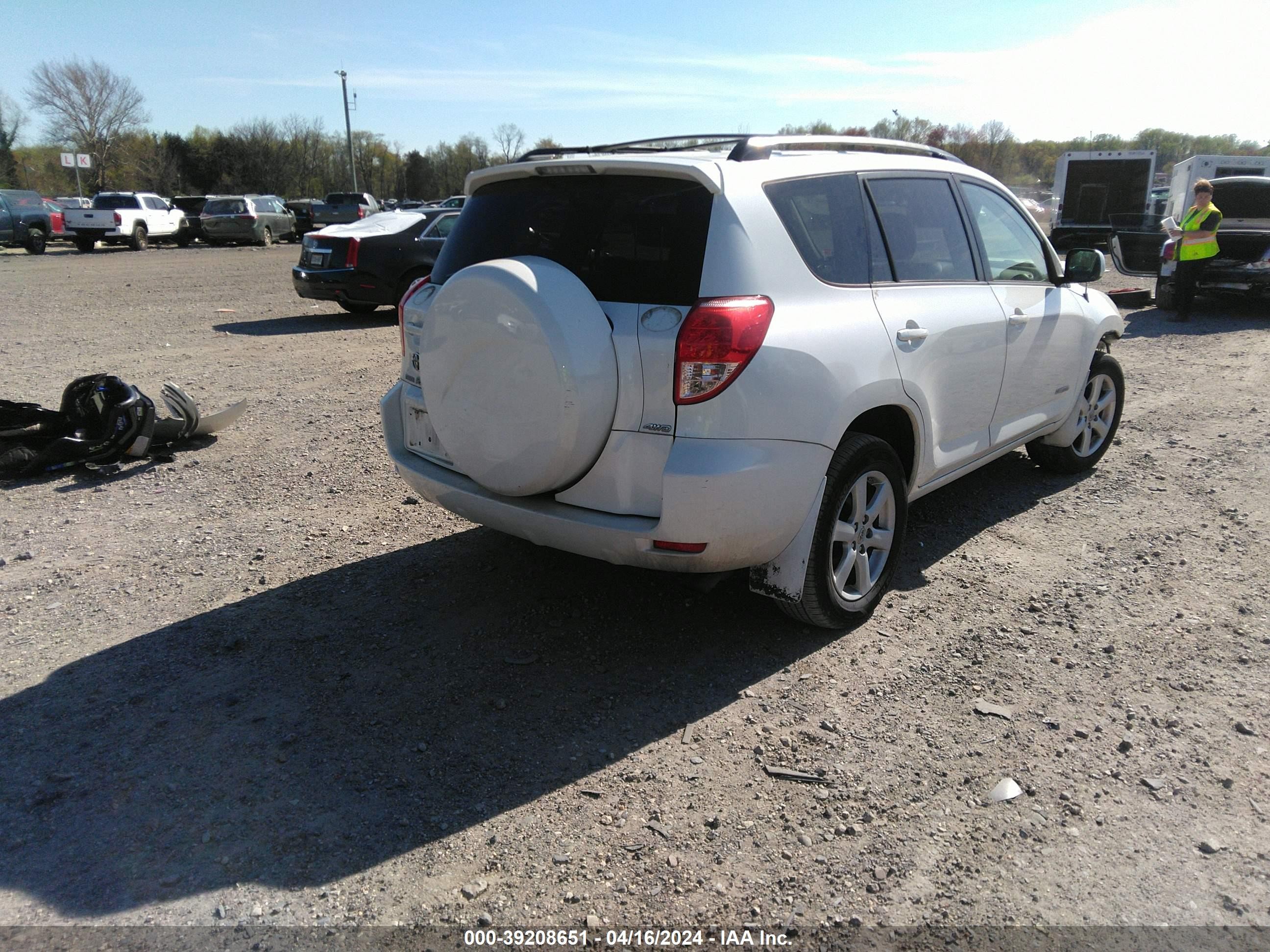 Photo 3 VIN: JTMBD31V175122050 - TOYOTA RAV 4 