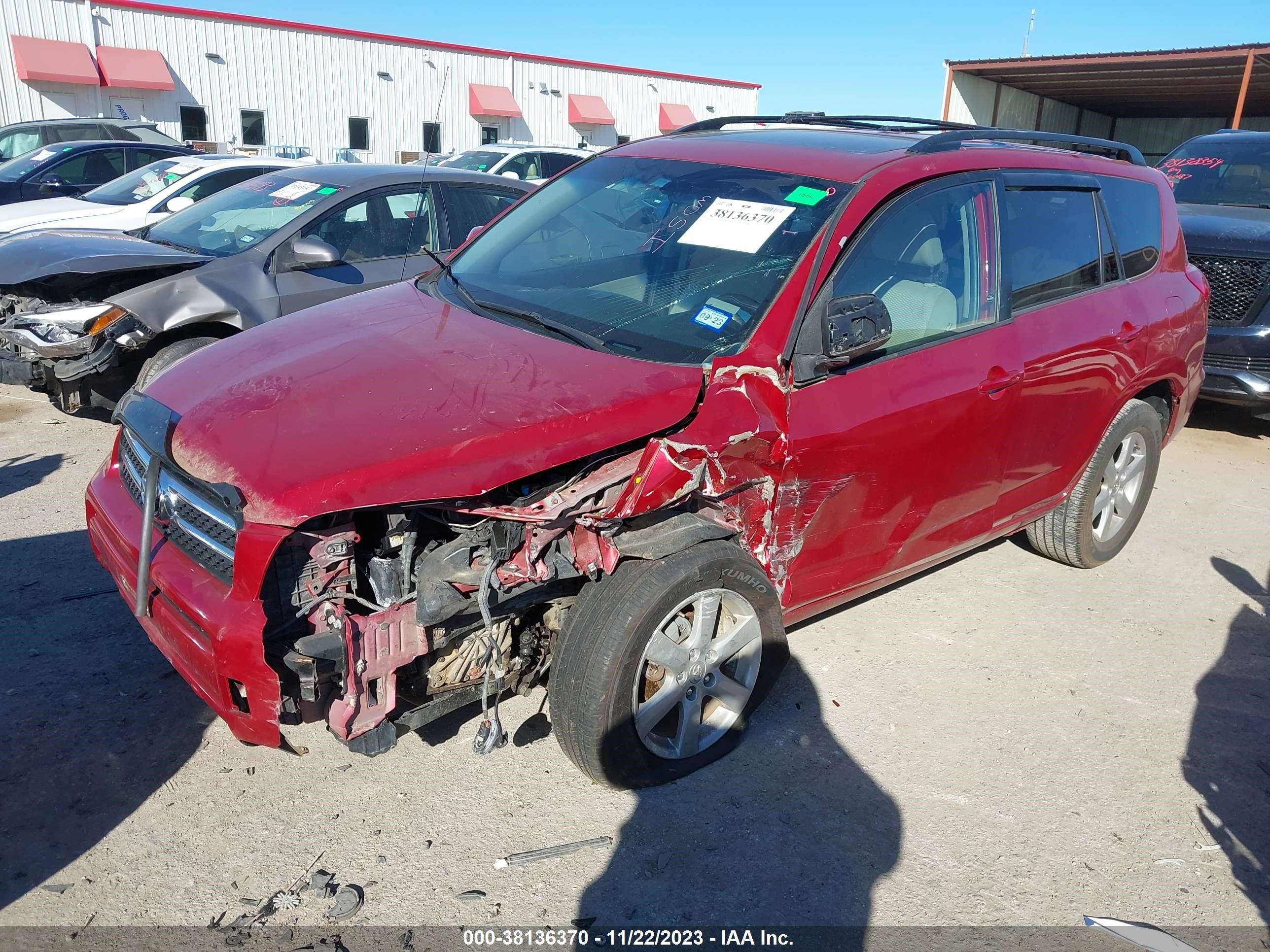 Photo 1 VIN: JTMBD31V176030964 - TOYOTA RAV 4 