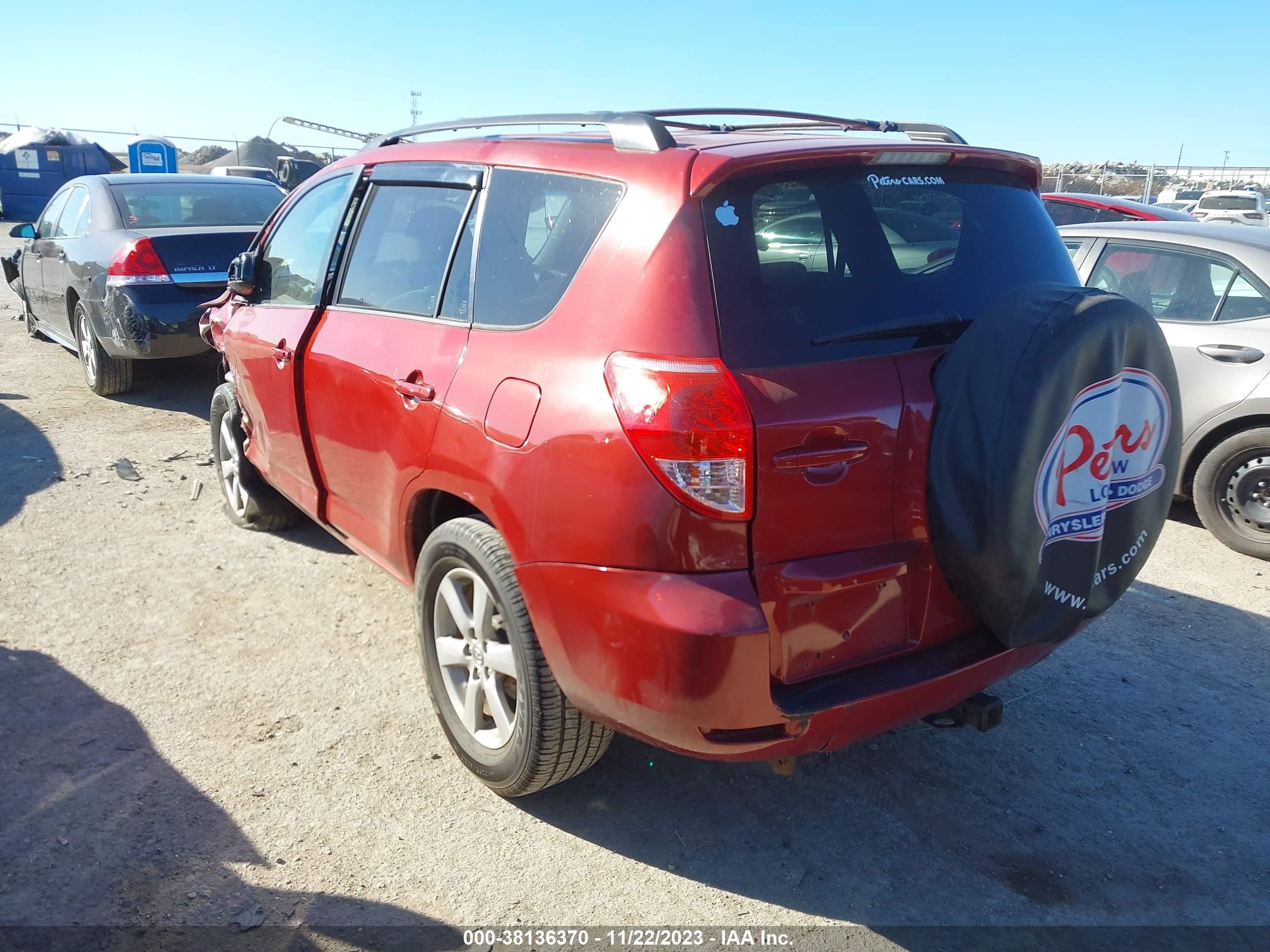 Photo 2 VIN: JTMBD31V176030964 - TOYOTA RAV 4 