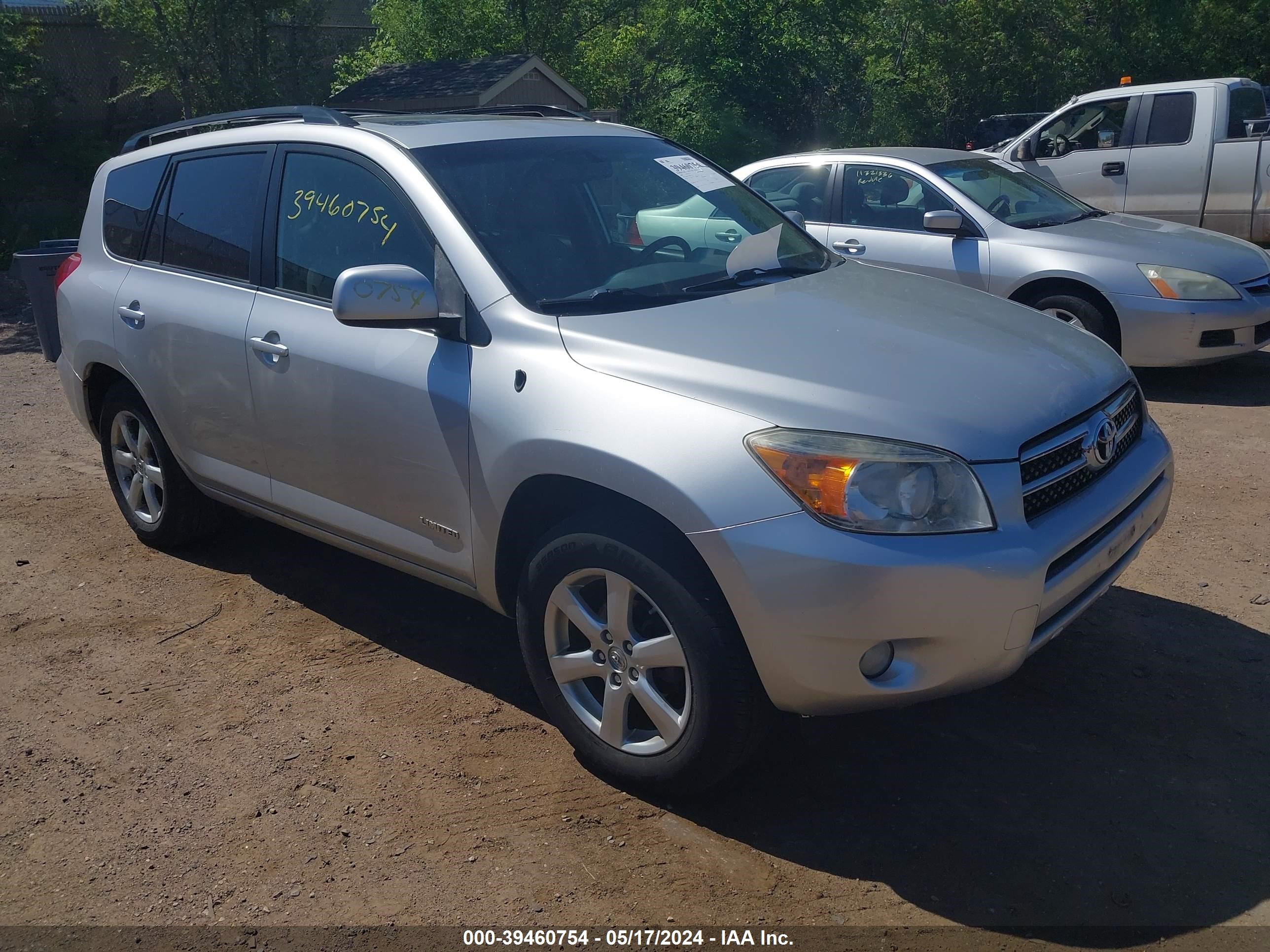 Photo 0 VIN: JTMBD31V286072125 - TOYOTA RAV 4 