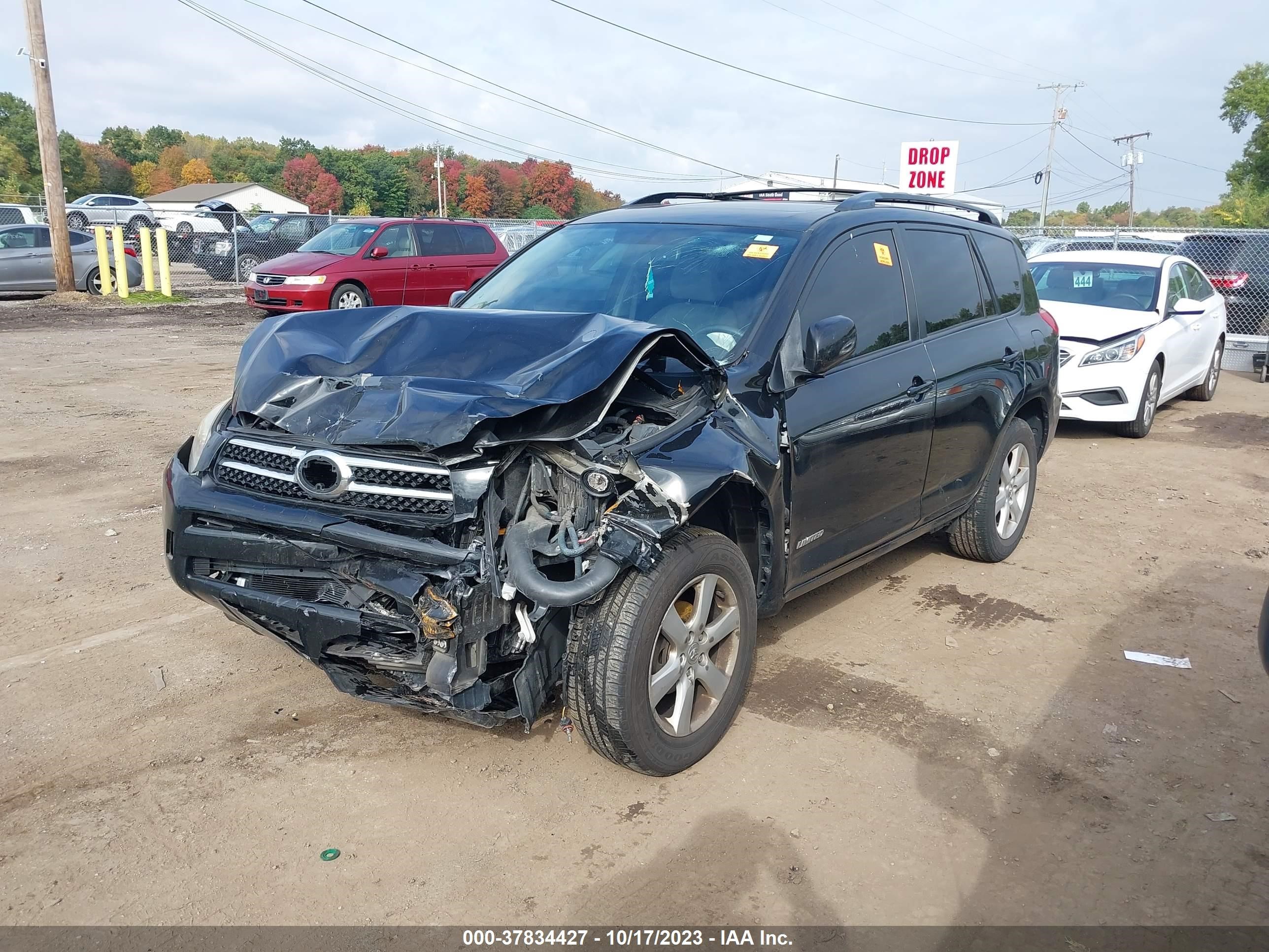 Photo 1 VIN: JTMBD31V485187444 - TOYOTA RAV 4 