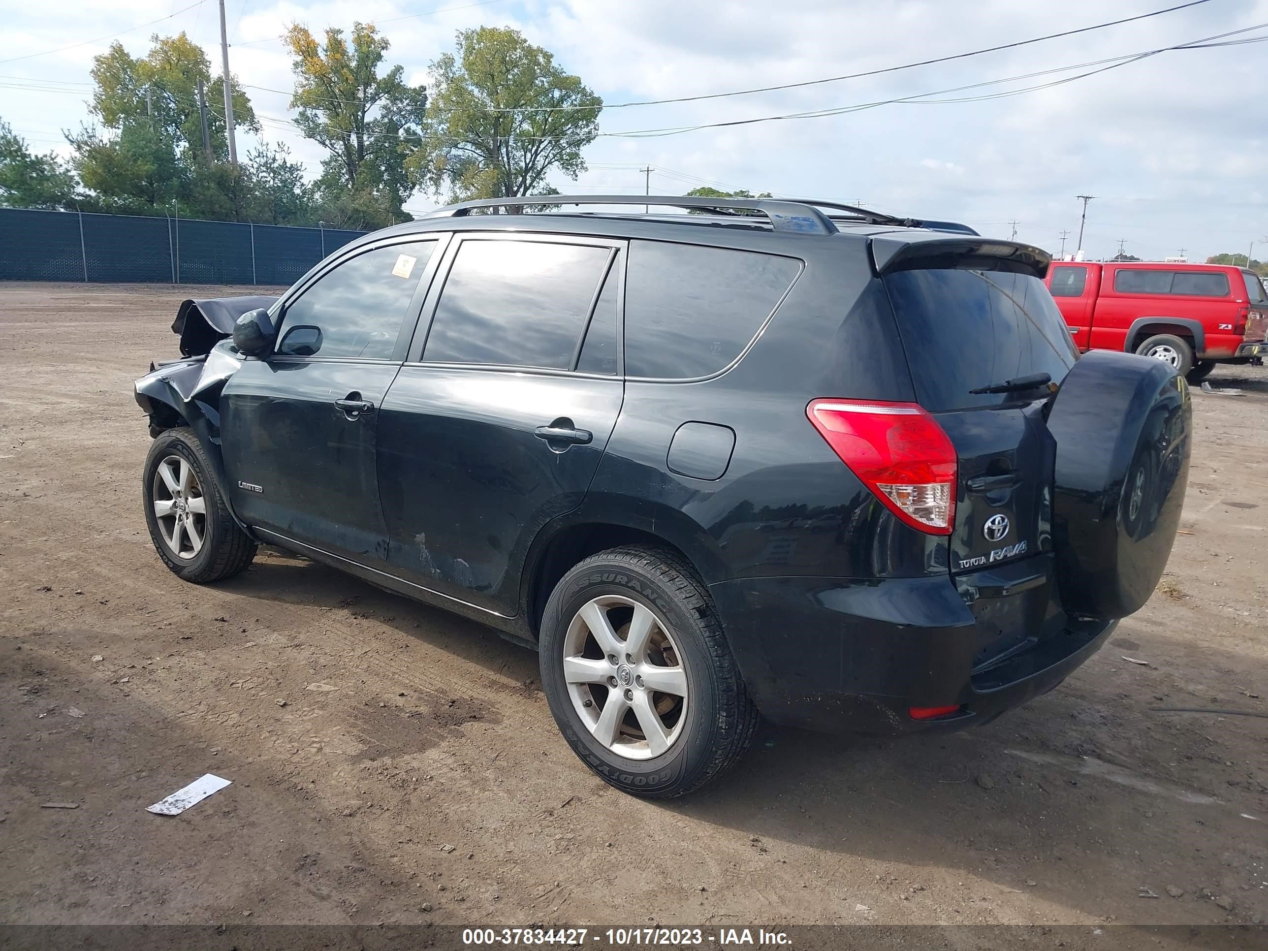 Photo 2 VIN: JTMBD31V485187444 - TOYOTA RAV 4 