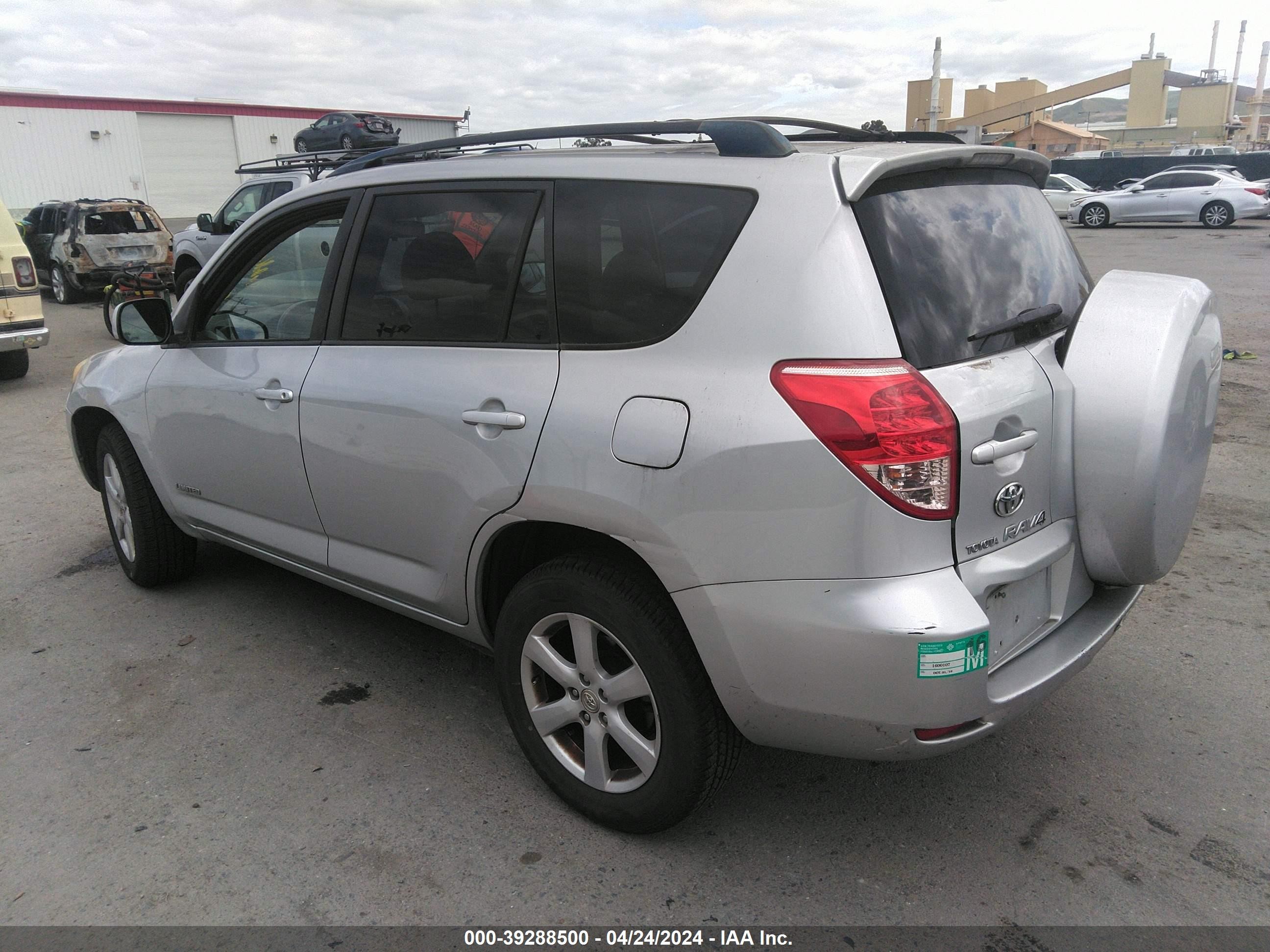 Photo 2 VIN: JTMBD31V676051356 - TOYOTA RAV 4 