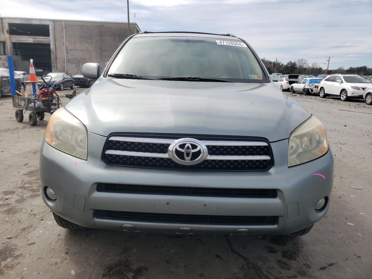 Photo 4 VIN: JTMBD31V766001323 - TOYOTA RAV 4 