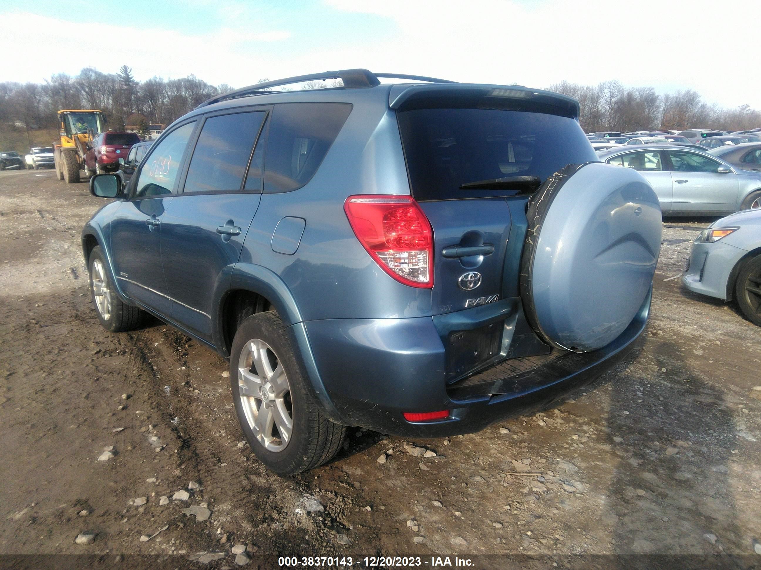 Photo 2 VIN: JTMBD32V065020171 - TOYOTA RAV 4 