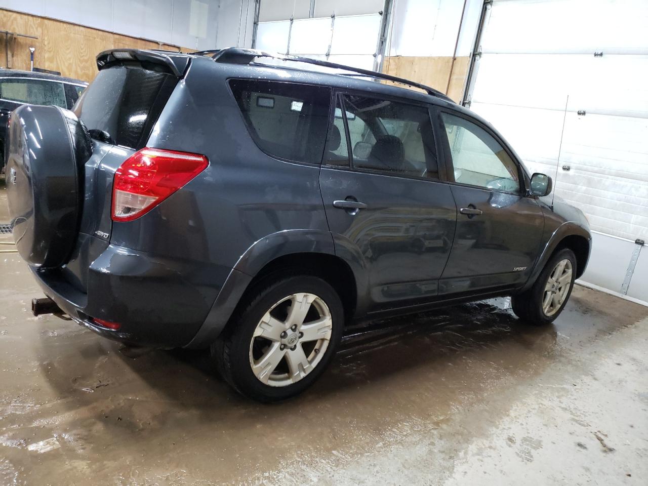 Photo 2 VIN: JTMBD32V166003714 - TOYOTA RAV 4 