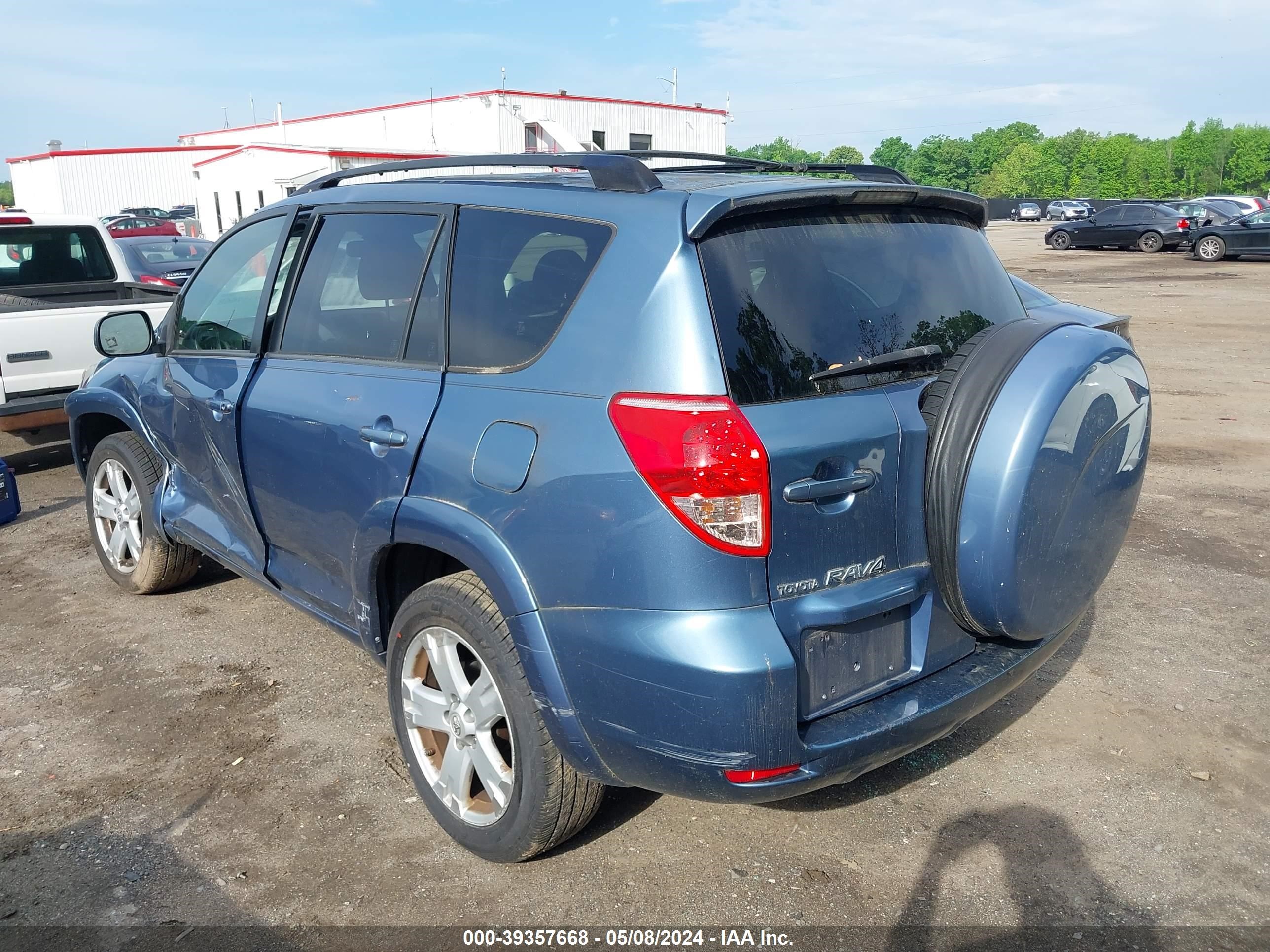 Photo 2 VIN: JTMBD32V176032700 - TOYOTA RAV 4 