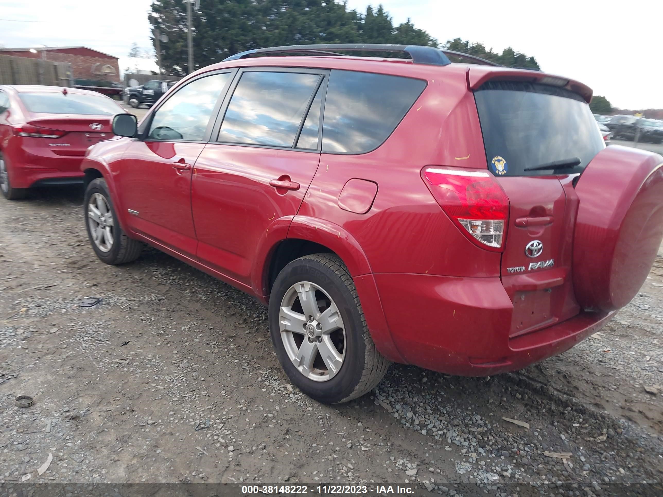 Photo 2 VIN: JTMBD32V186058697 - TOYOTA RAV 4 