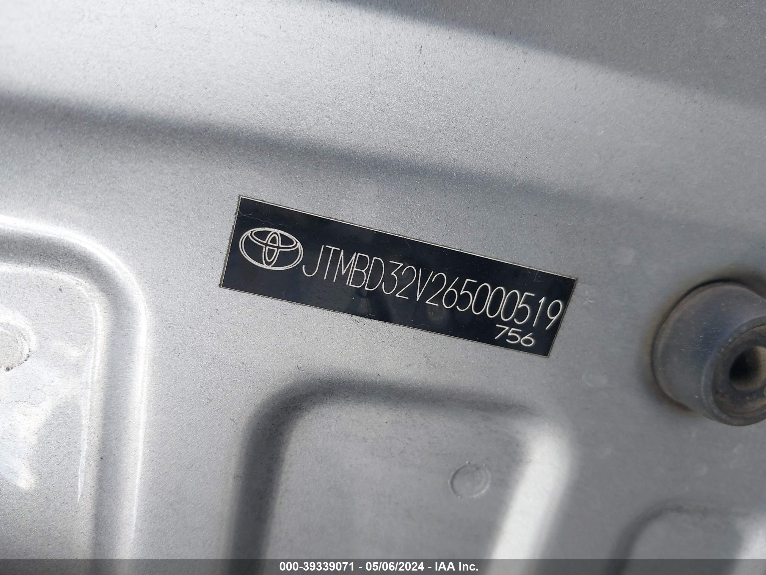 Photo 8 VIN: JTMBD32V265000519 - TOYOTA RAV 4 