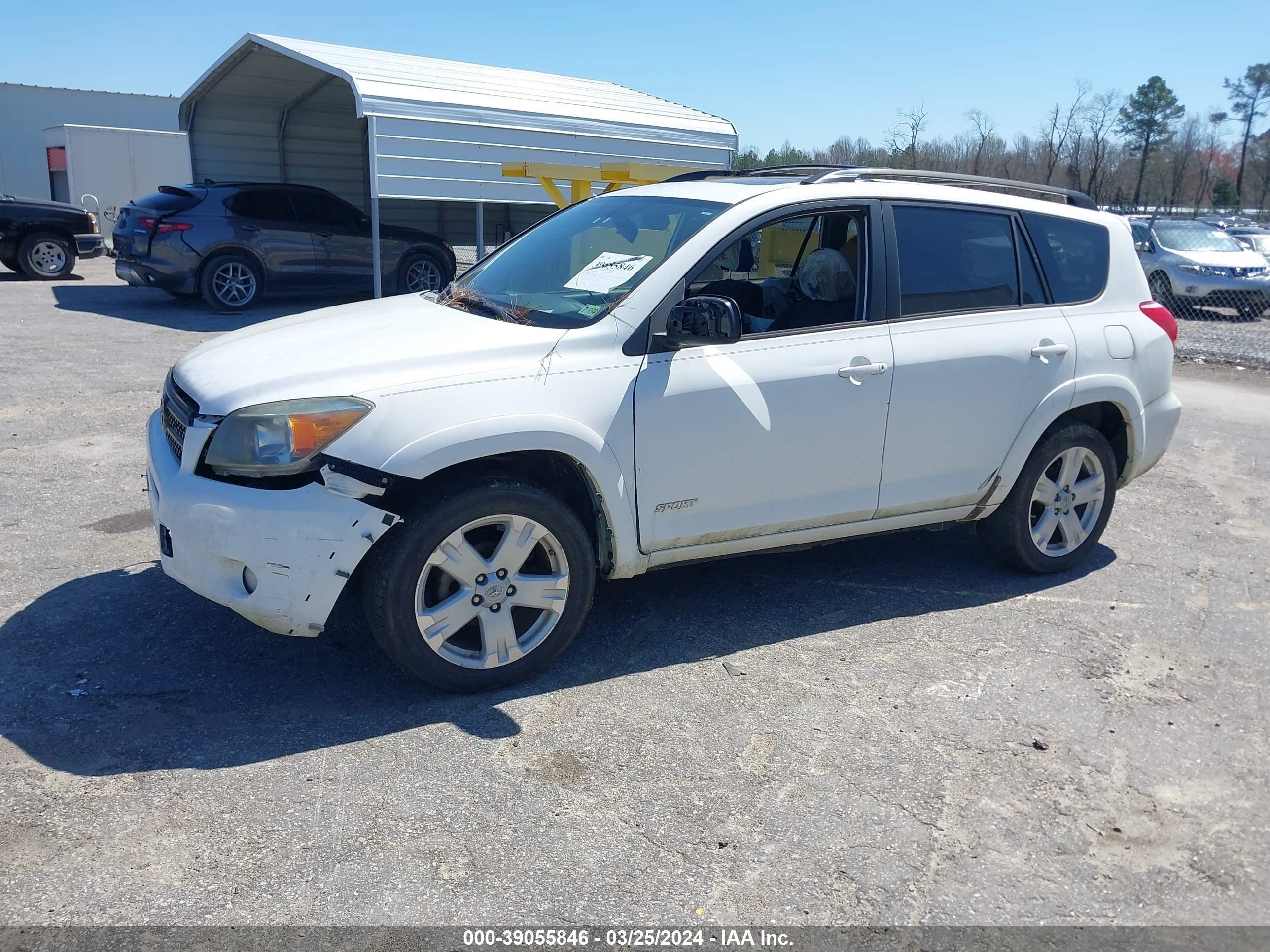 Photo 1 VIN: JTMBD32V866002883 - TOYOTA RAV 4 