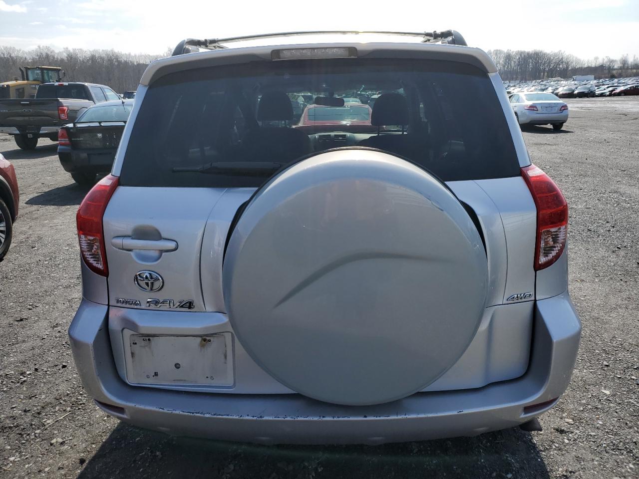 Photo 5 VIN: JTMBD33V085139646 - TOYOTA RAV 4 