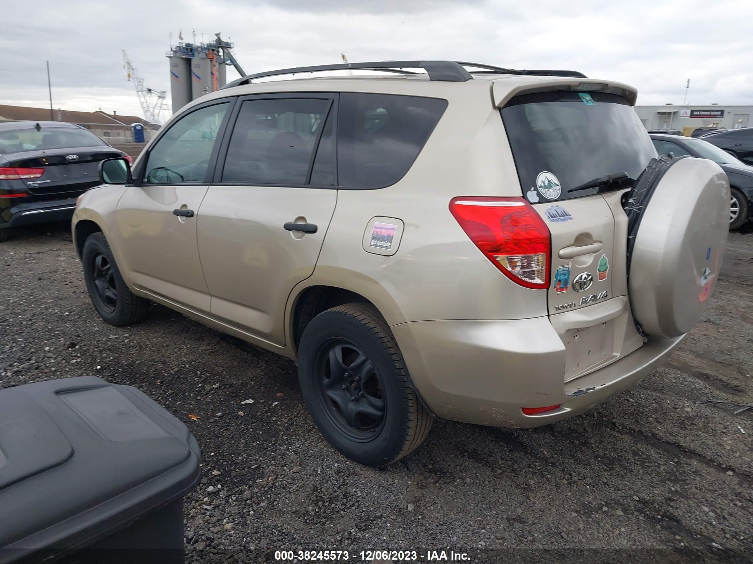 Photo 2 VIN: JTMBD33V165006763 - TOYOTA RAV 4 