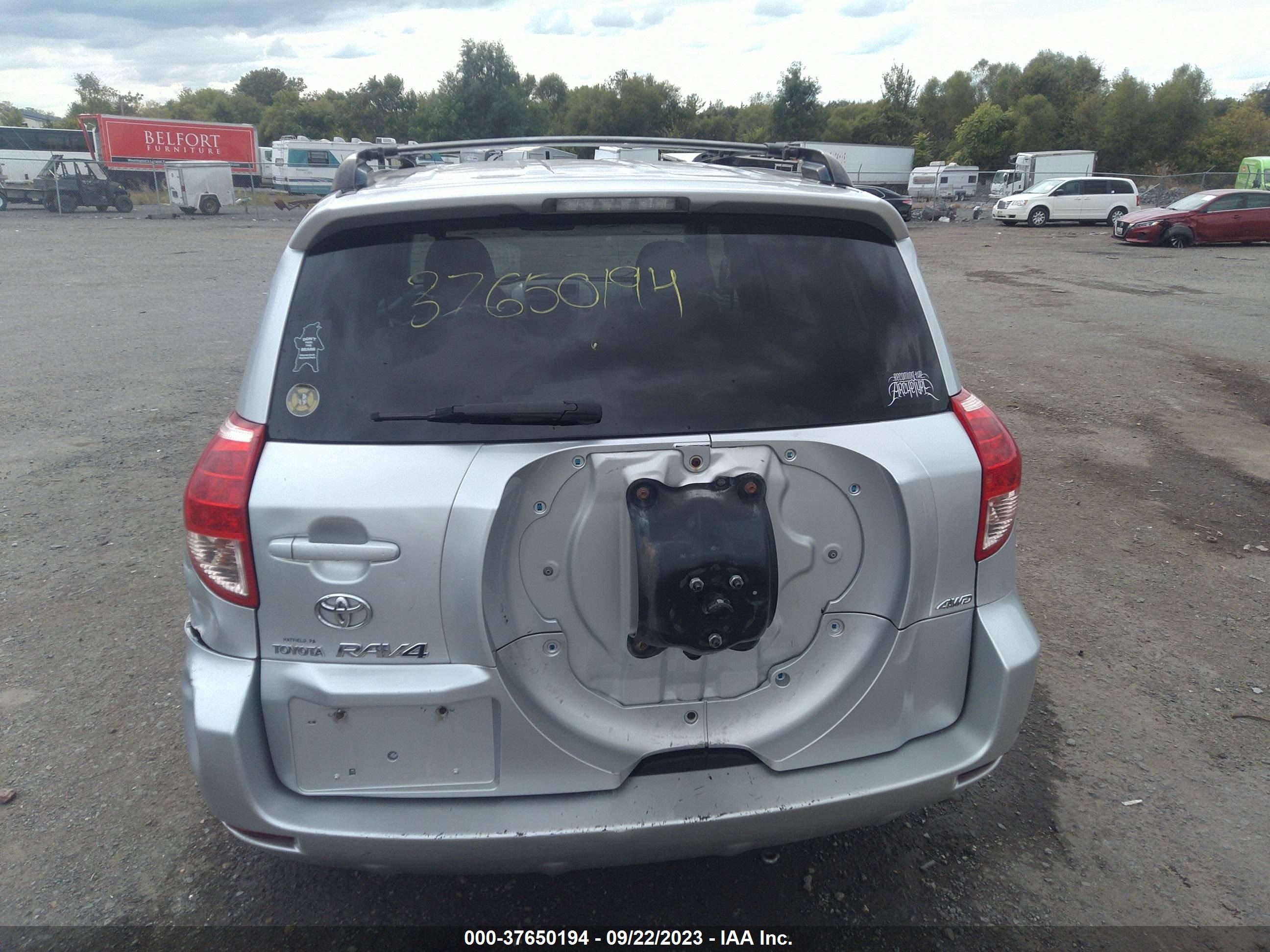 Photo 15 VIN: JTMBD33V276054106 - TOYOTA RAV 4 