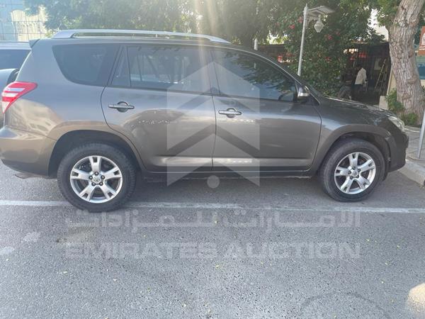 Photo 14 VIN: JTMBD33V2B5271055 - TOYOTA RAV 4 