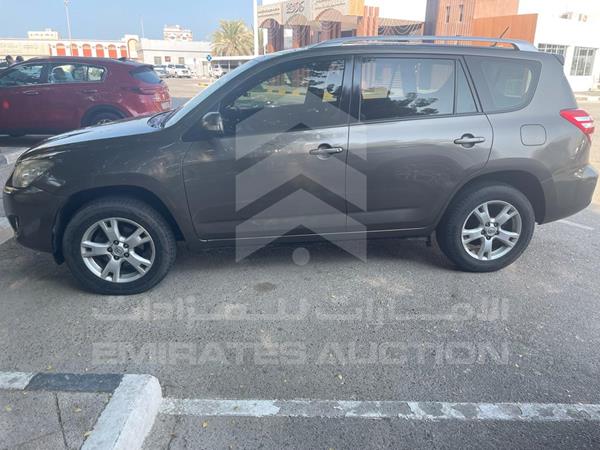 Photo 18 VIN: JTMBD33V2B5271055 - TOYOTA RAV 4 