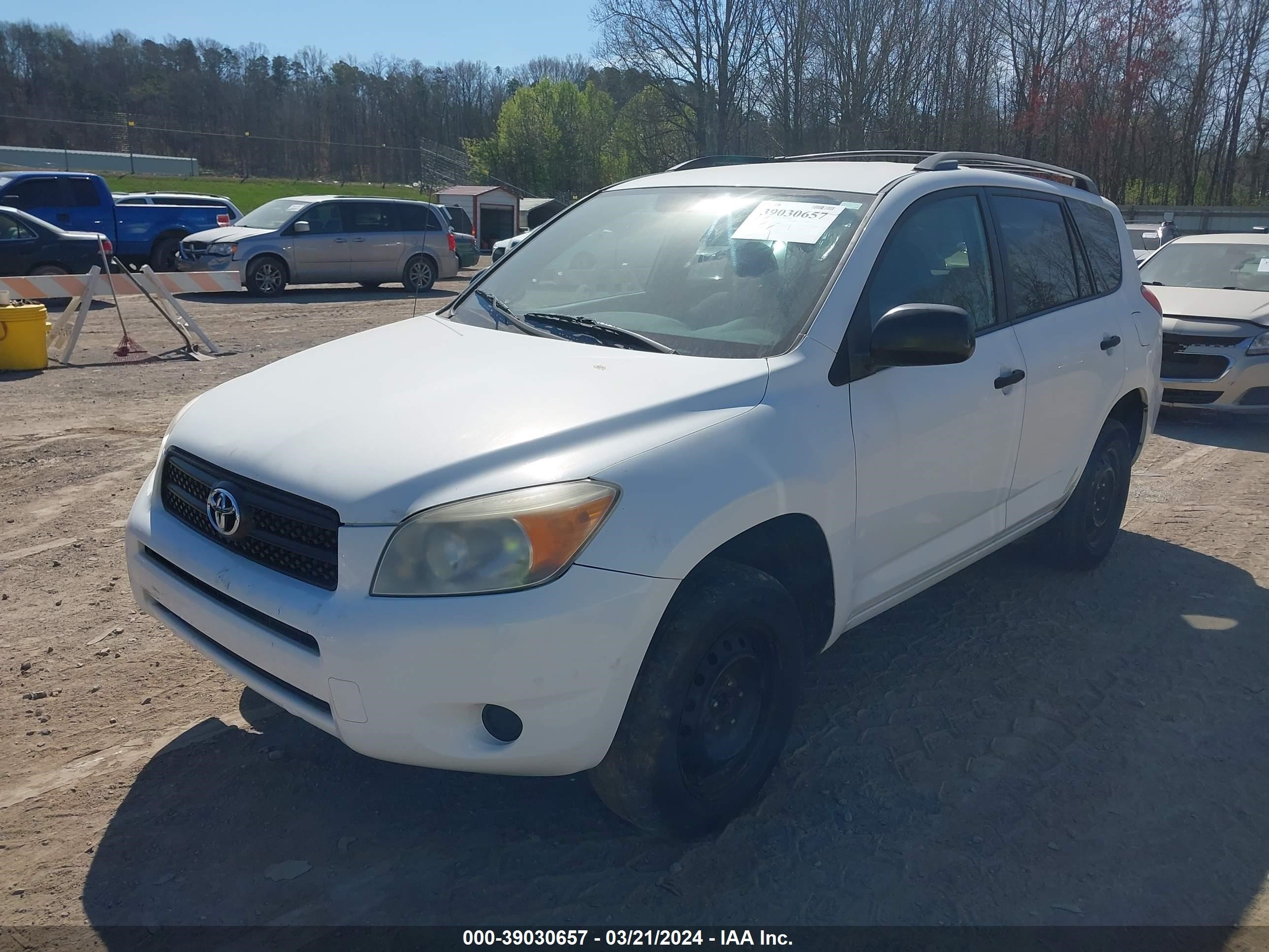 Photo 2 VIN: JTMBD33V476044726 - TOYOTA RAV 4 