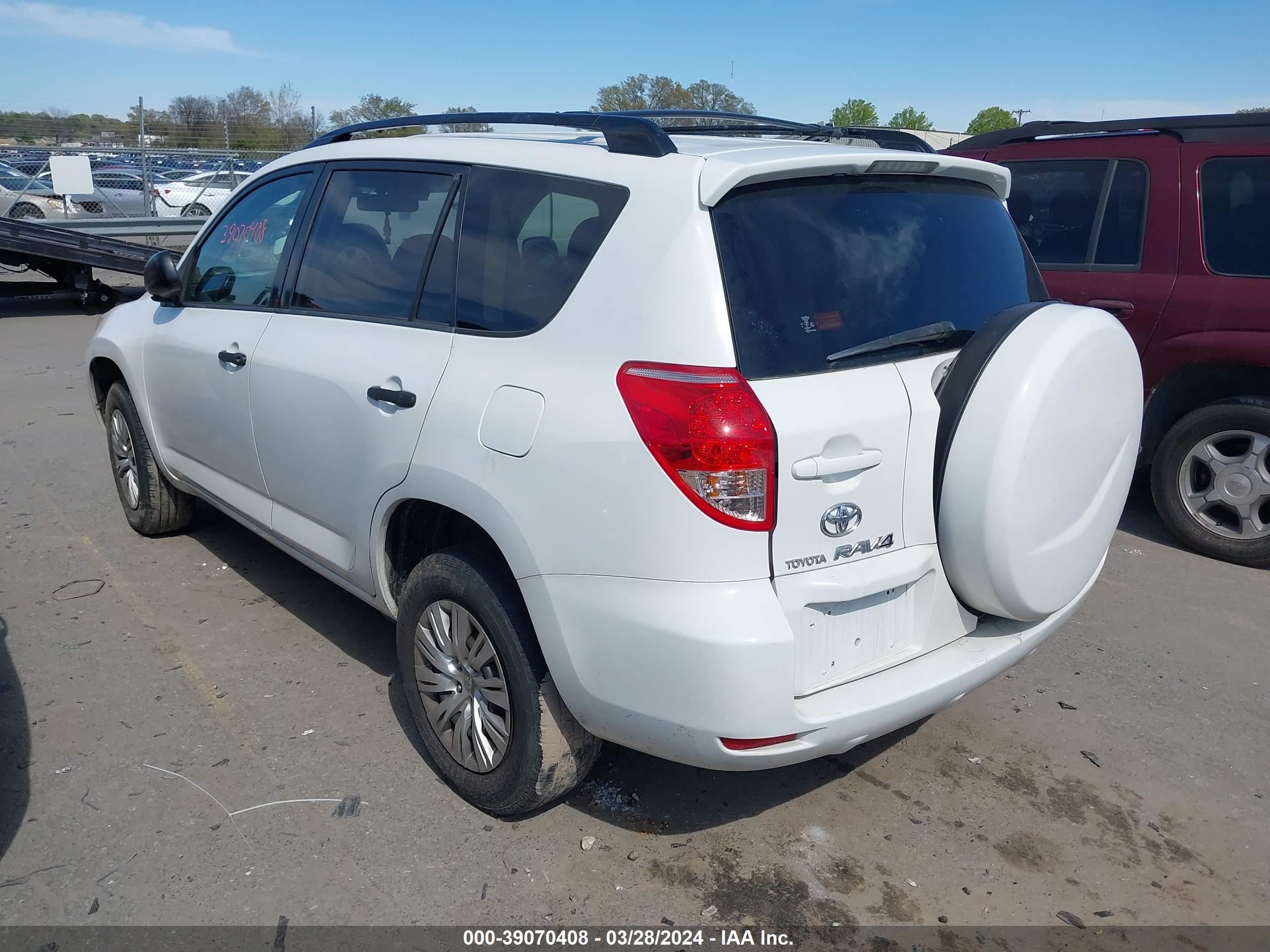 Photo 2 VIN: JTMBD33V565044481 - TOYOTA RAV 4 