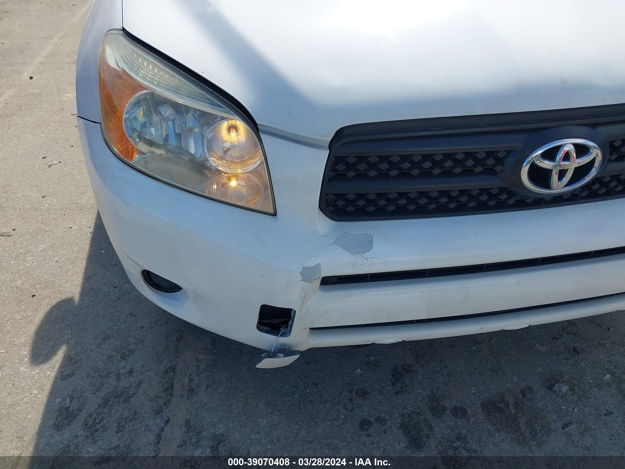 Photo 5 VIN: JTMBD33V565044481 - TOYOTA RAV 4 