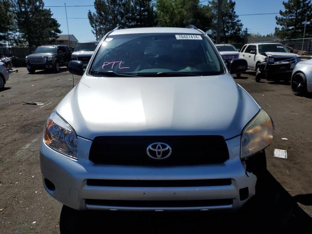 Photo 4 VIN: JTMBD33V575071424 - TOYOTA RAV4 