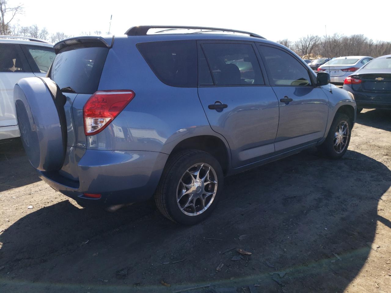 Photo 2 VIN: JTMBD33V666012102 - TOYOTA RAV 4 