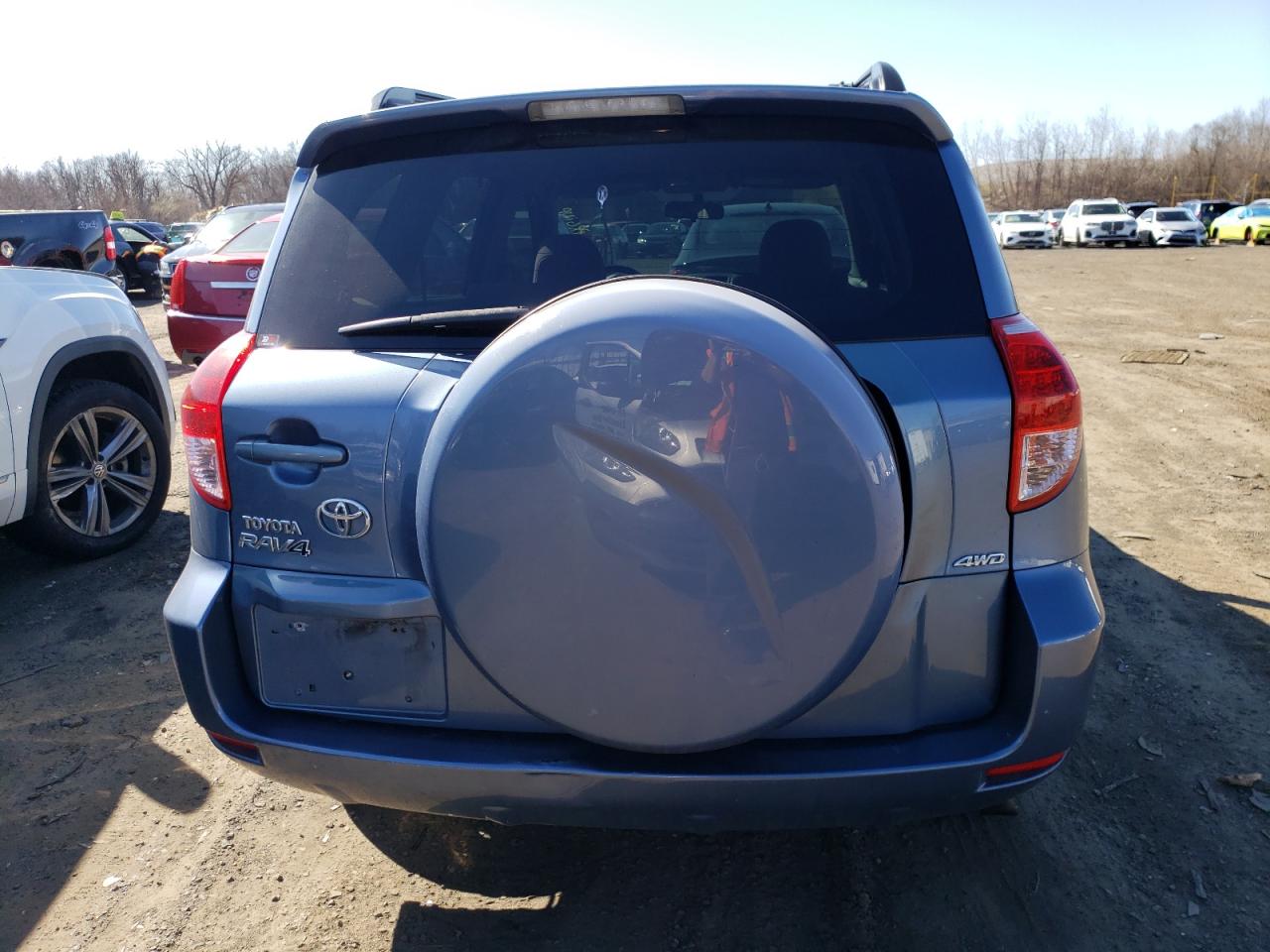 Photo 5 VIN: JTMBD33V666012102 - TOYOTA RAV 4 