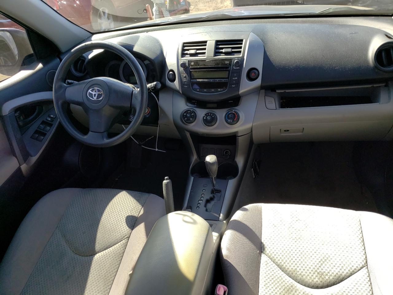 Photo 7 VIN: JTMBD33V666012102 - TOYOTA RAV 4 