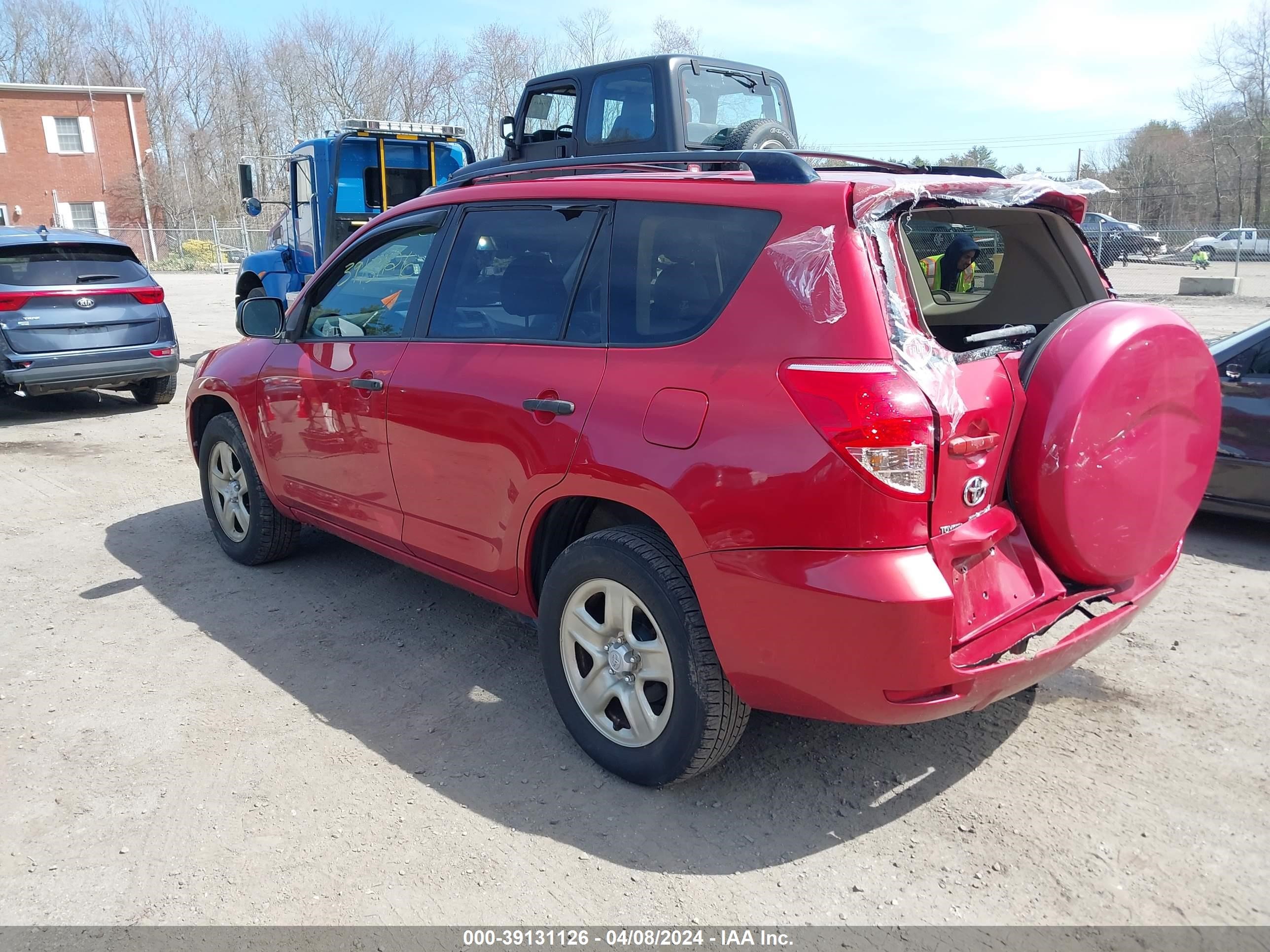 Photo 2 VIN: JTMBD33V666020748 - TOYOTA RAV 4 