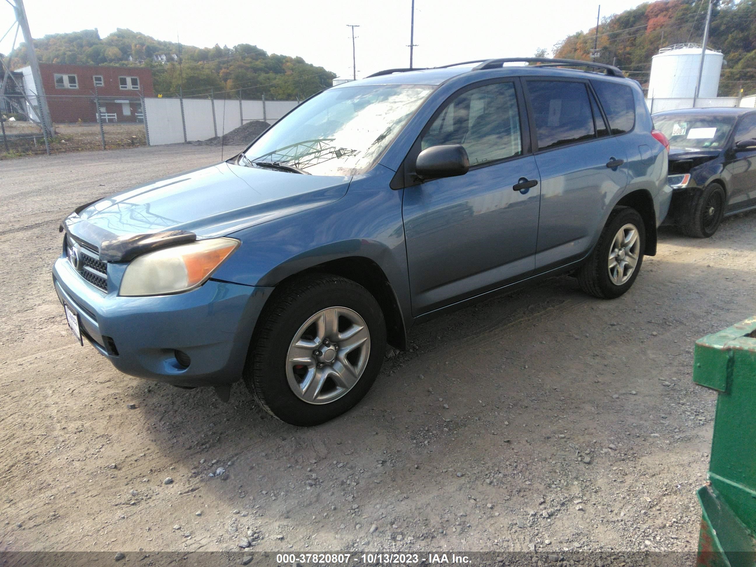 Photo 1 VIN: JTMBD33V675120615 - TOYOTA RAV 4 