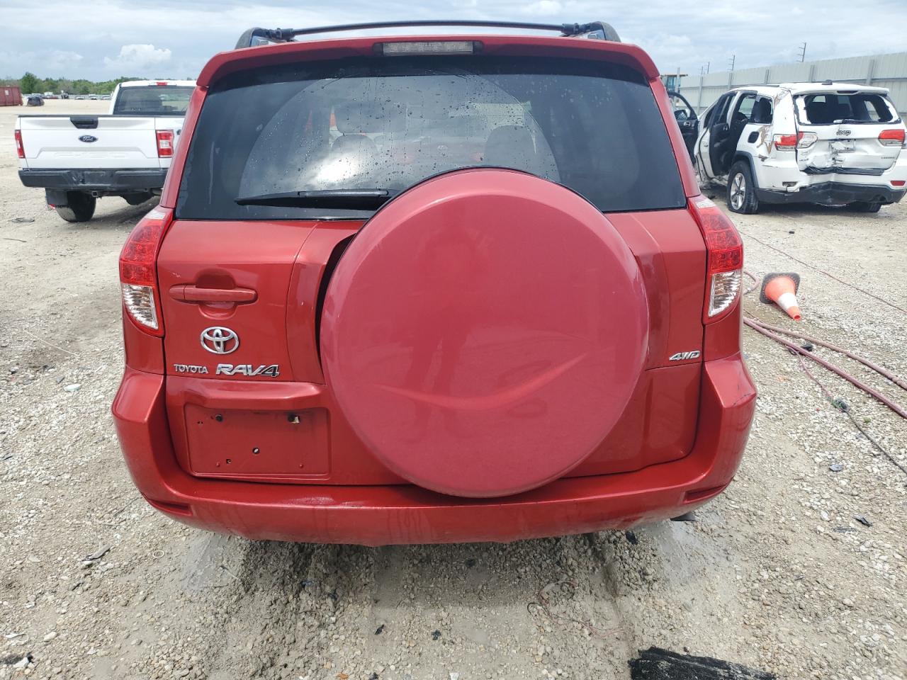 Photo 5 VIN: JTMBD33V686056345 - TOYOTA RAV 4 