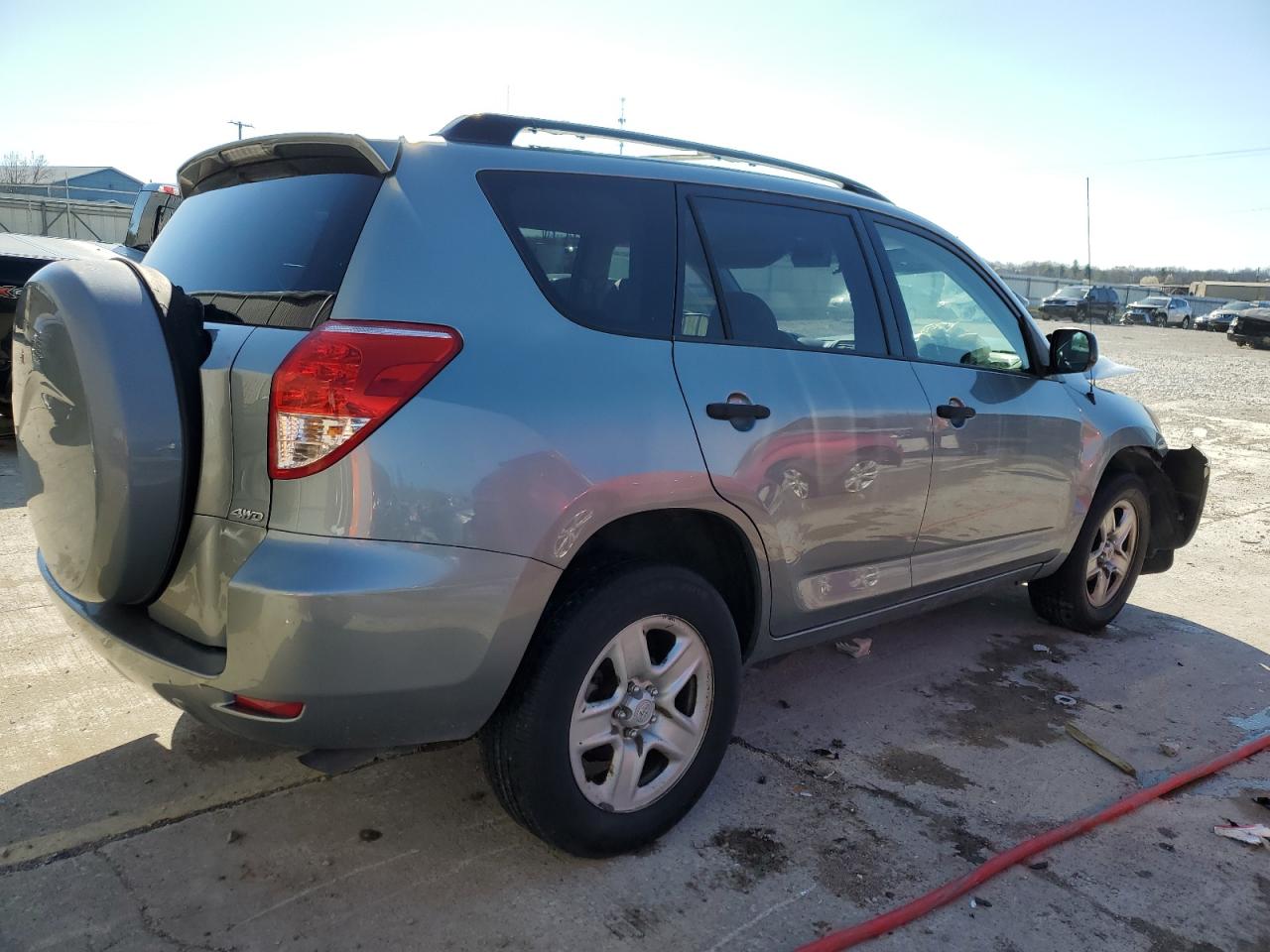 Photo 2 VIN: JTMBD33V775089729 - TOYOTA RAV 4 