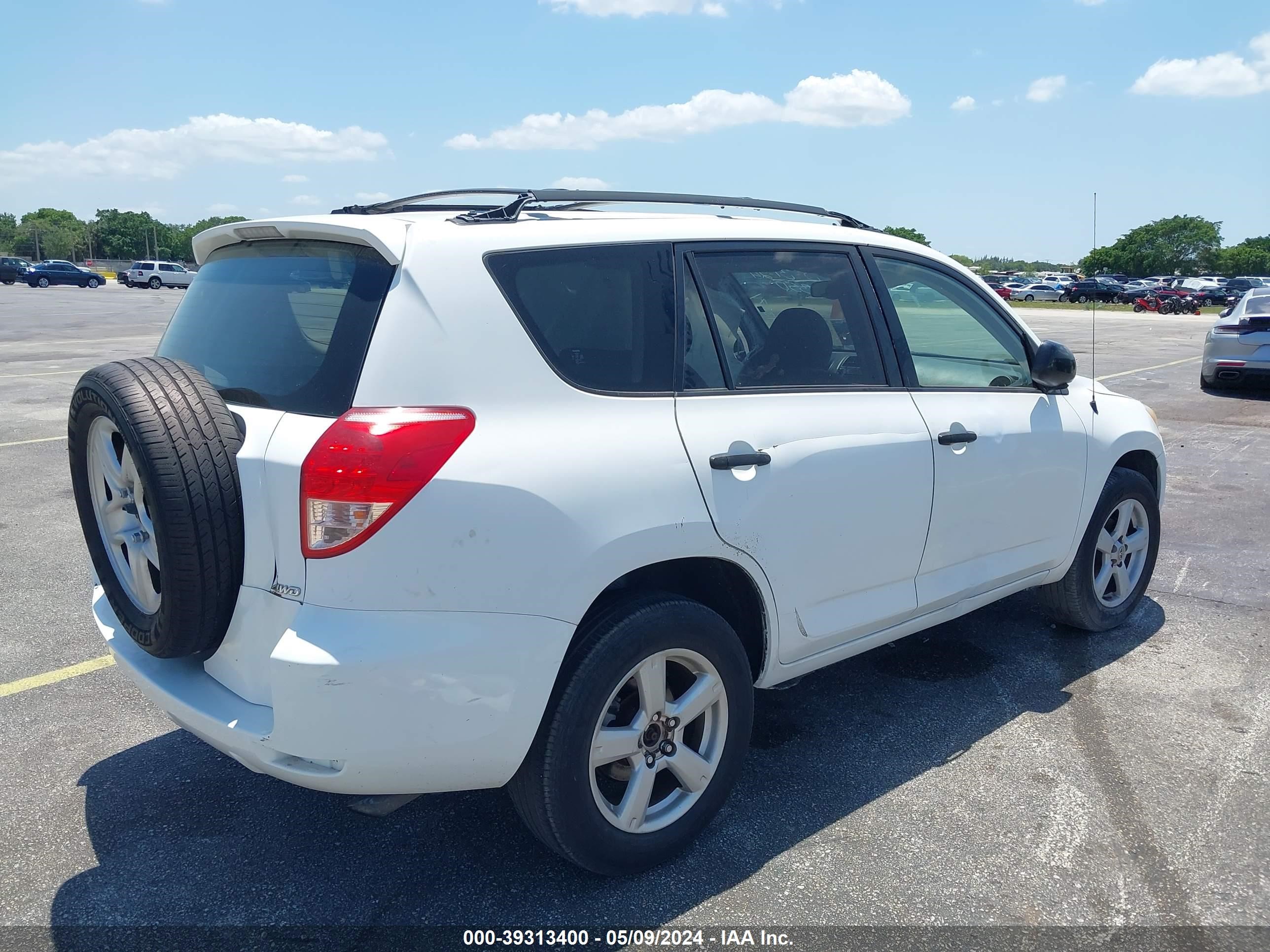 Photo 3 VIN: JTMBD33V785193171 - TOYOTA RAV 4 