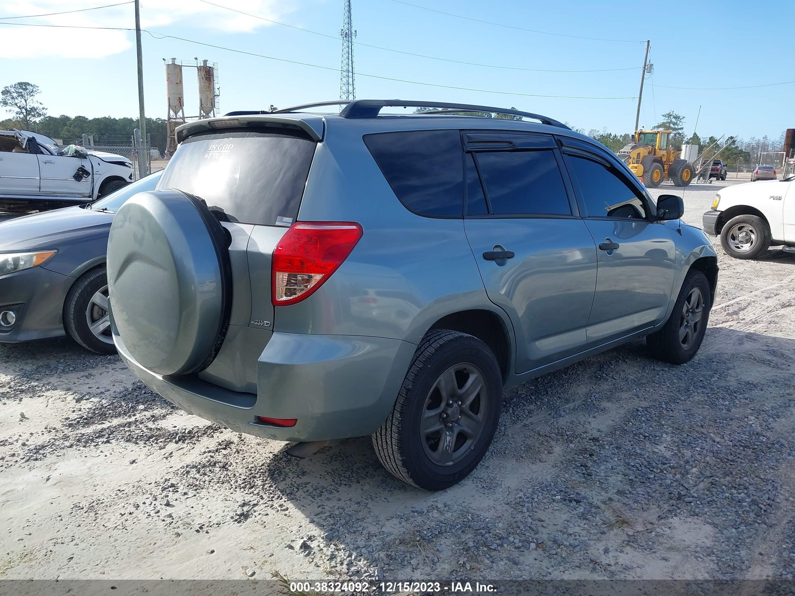 Photo 3 VIN: JTMBD33V876038329 - TOYOTA RAV 4 