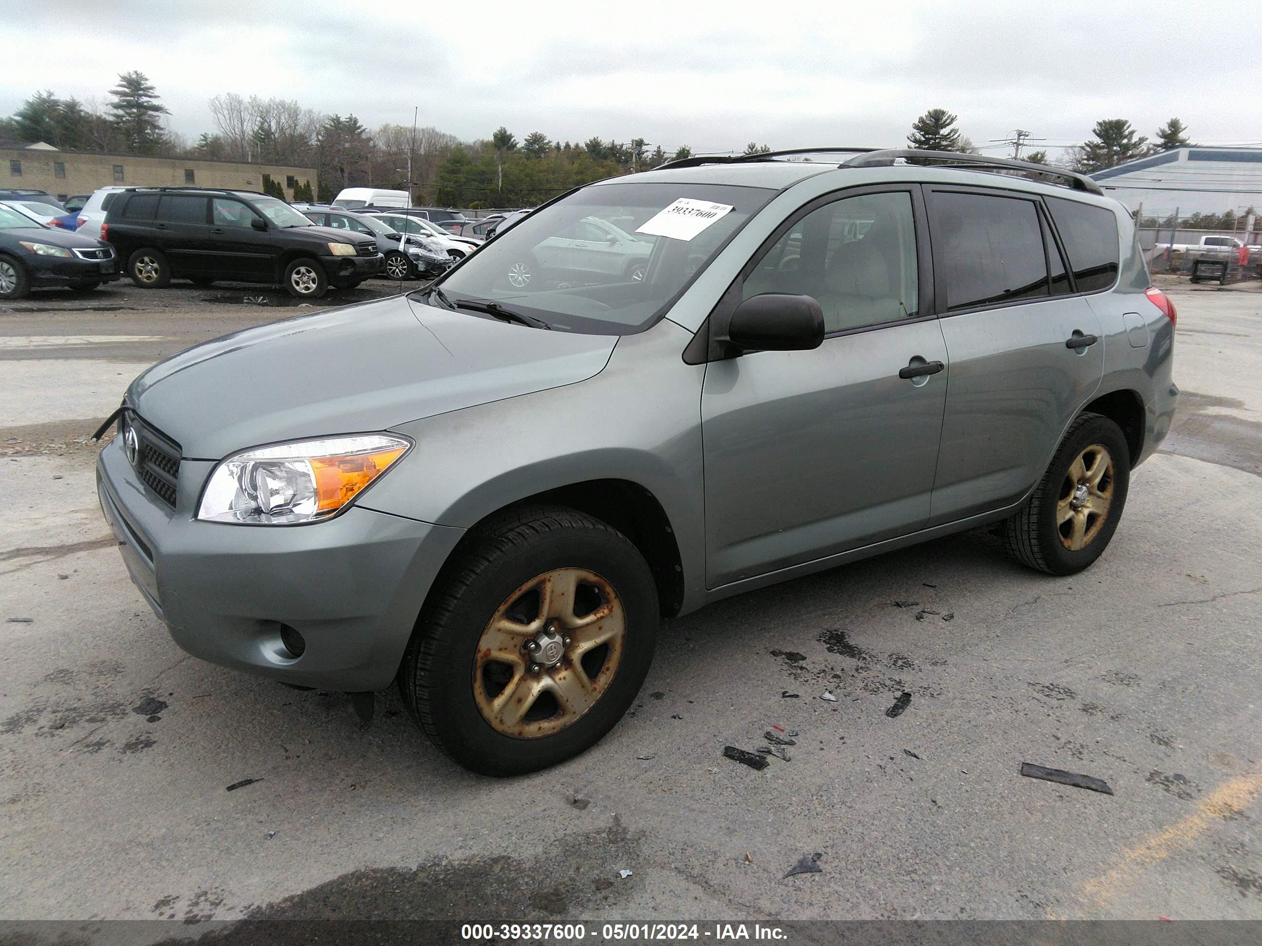 Photo 1 VIN: JTMBD33V885204663 - TOYOTA RAV 4 