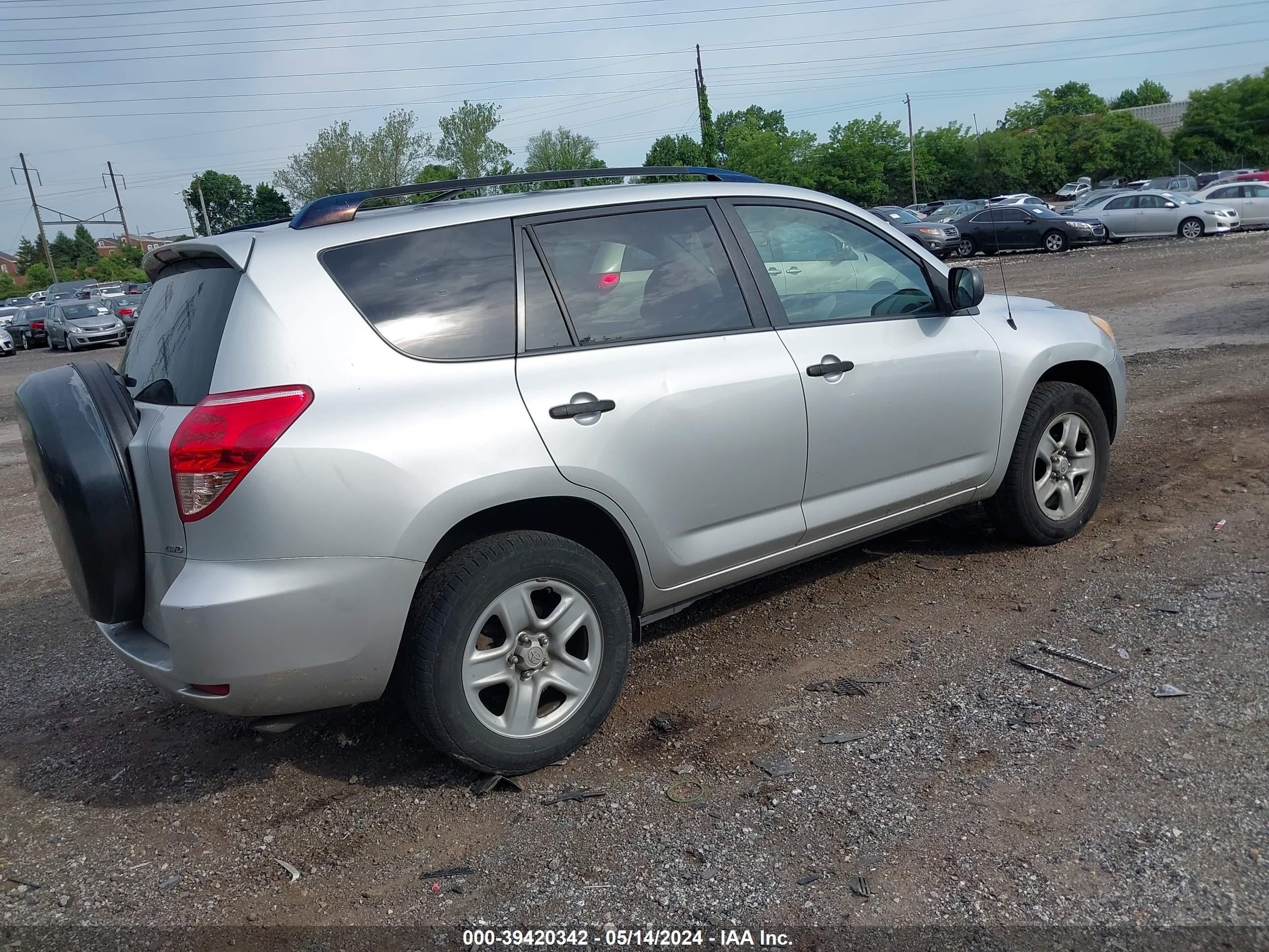 Photo 3 VIN: JTMBD33V985160978 - TOYOTA RAV 4 