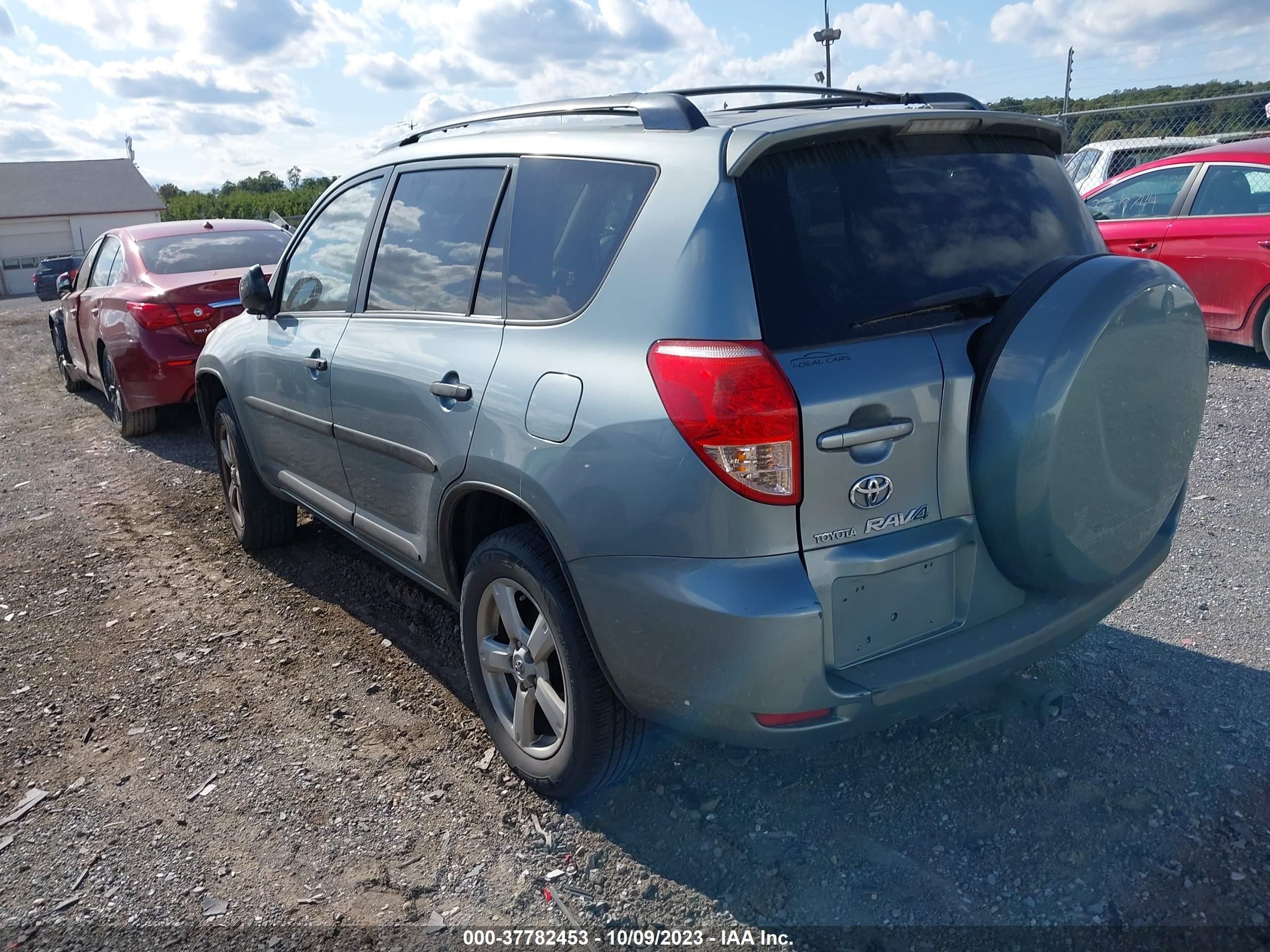 Photo 2 VIN: JTMBD33VX65043097 - TOYOTA RAV 4 