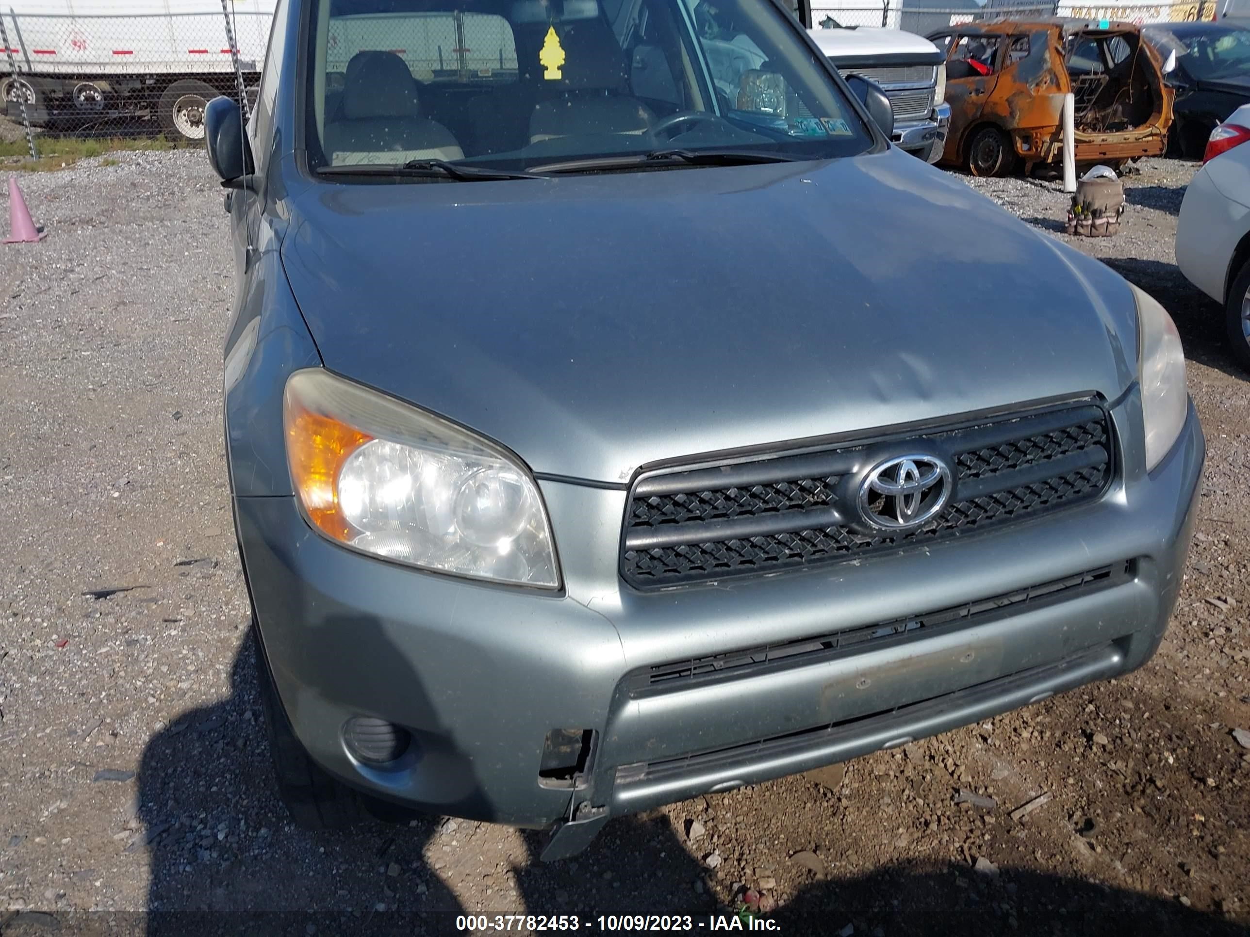 Photo 5 VIN: JTMBD33VX65043097 - TOYOTA RAV 4 