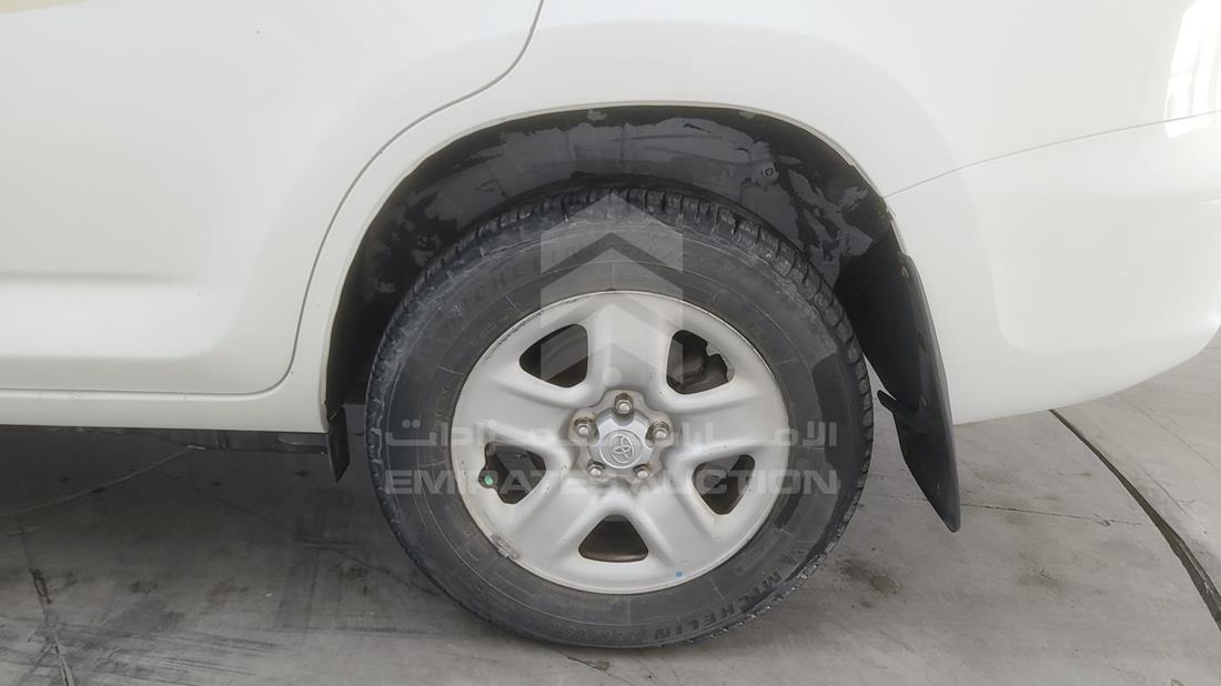 Photo 33 VIN: JTMBD33VXC5297176 - TOYOTA RAV 