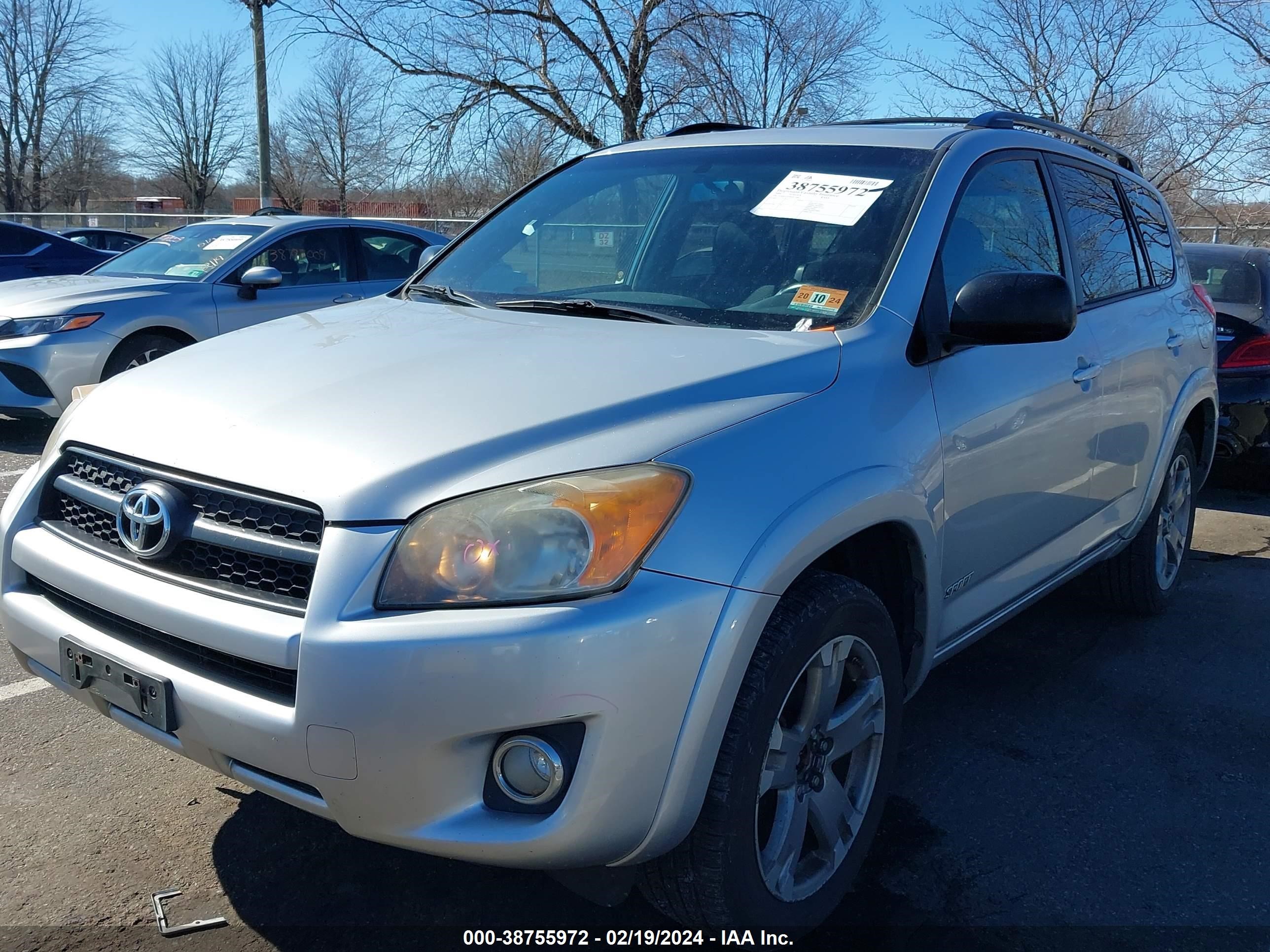 Photo 1 VIN: JTMBF32V99D013384 - TOYOTA RAV 4 