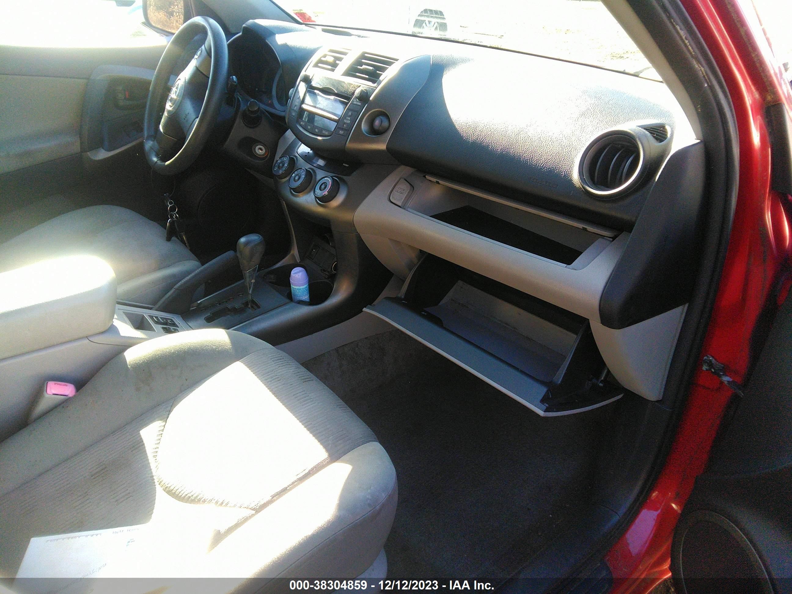 Photo 4 VIN: JTMBF33V295008861 - TOYOTA RAV 4 