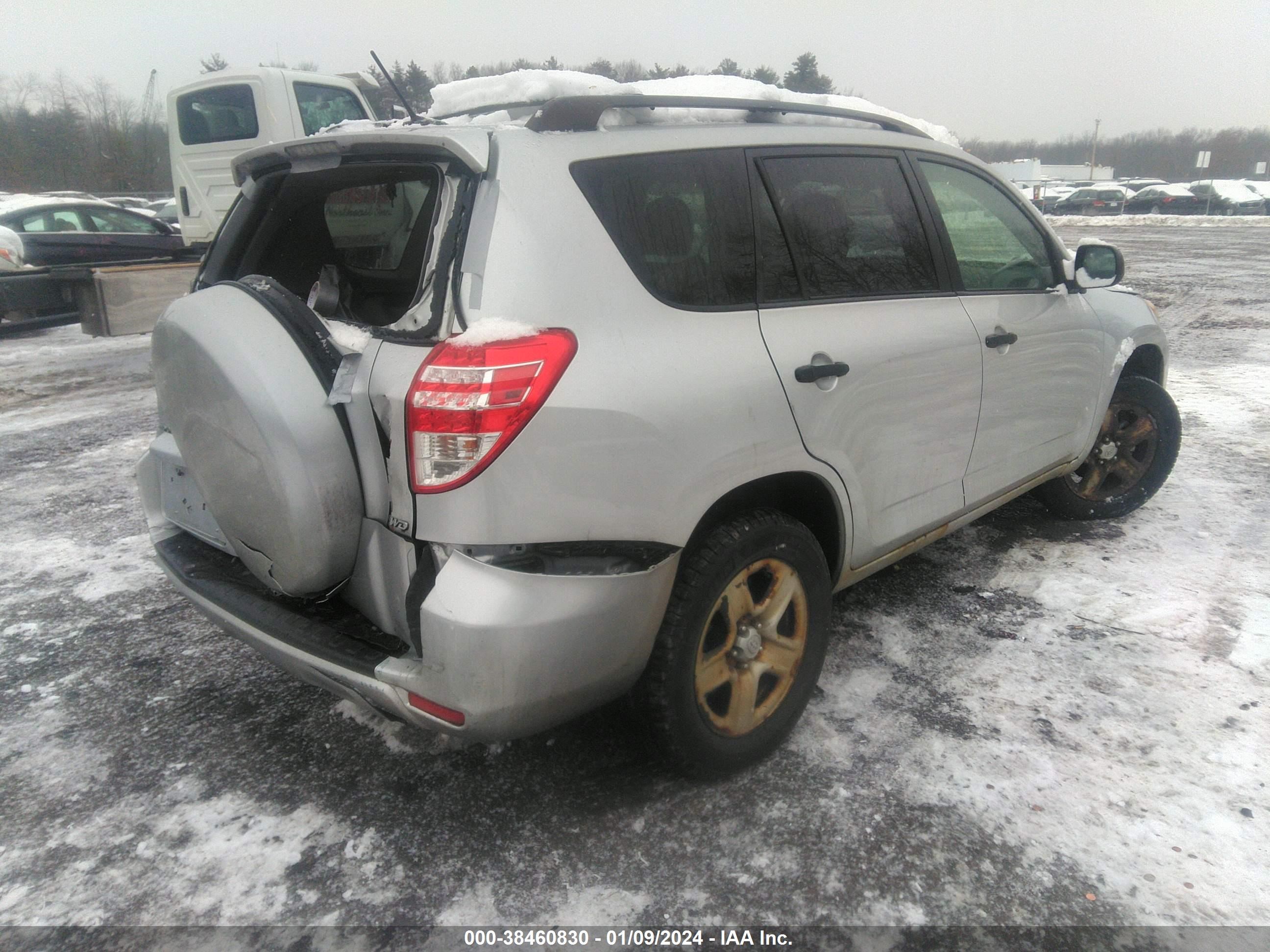 Photo 3 VIN: JTMBF33V29D005092 - TOYOTA RAV 4 